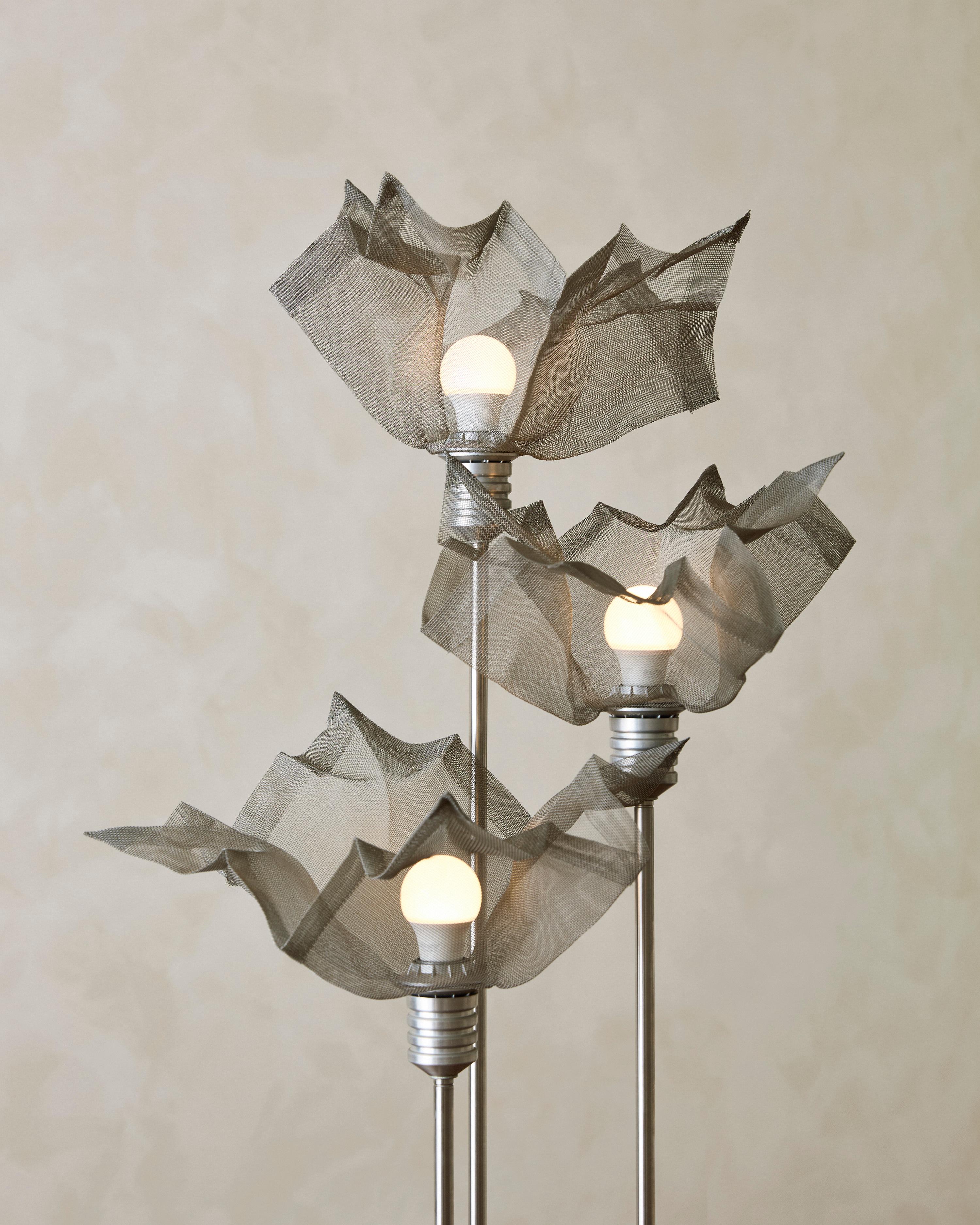 Lampadaire à trois abat-jour attribué à Giuseppe Raimondi C. 1970 en vente 1