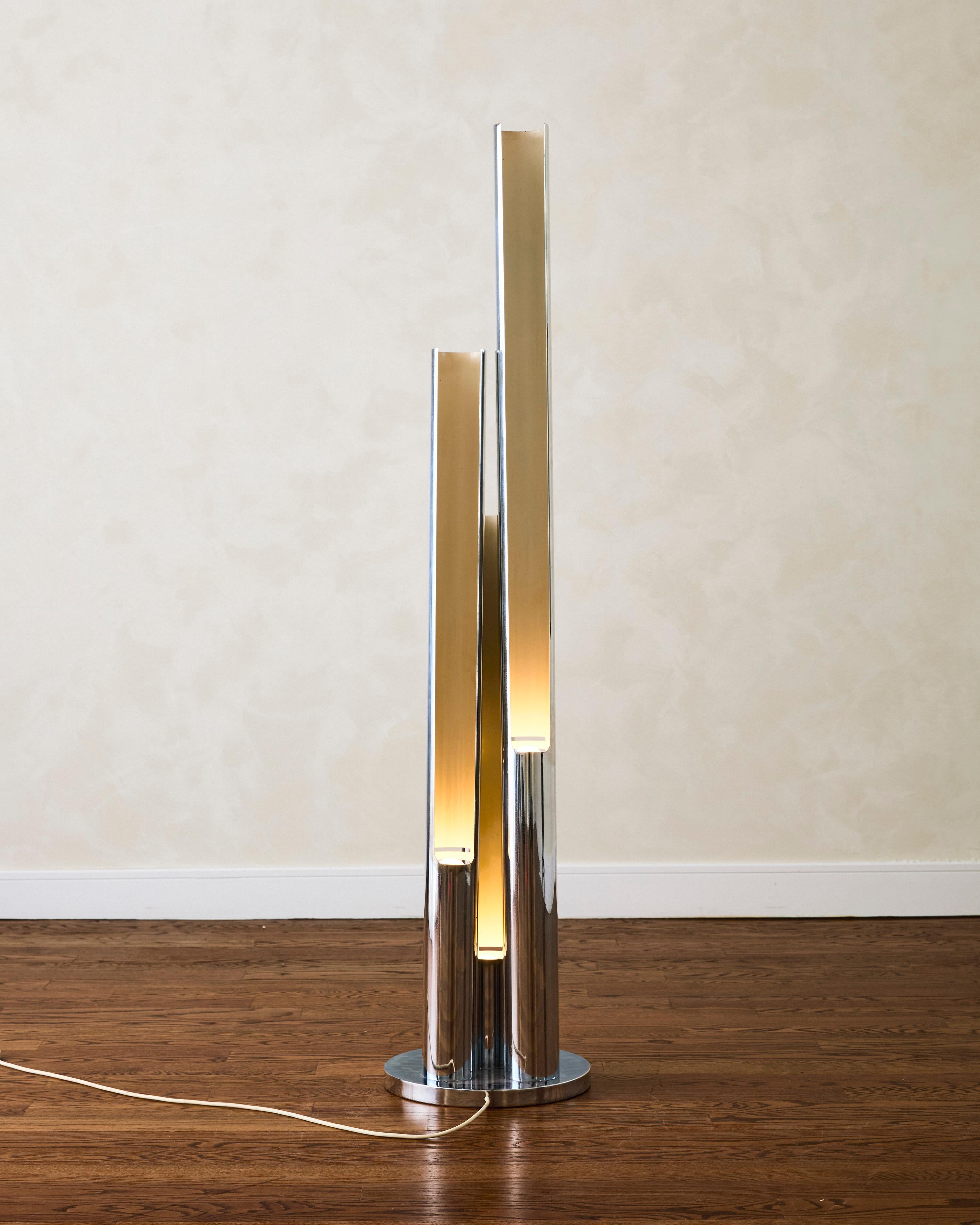 Mid-Century Modern Three-Shade Floor Lamp by Enrico Tronconi For Sale