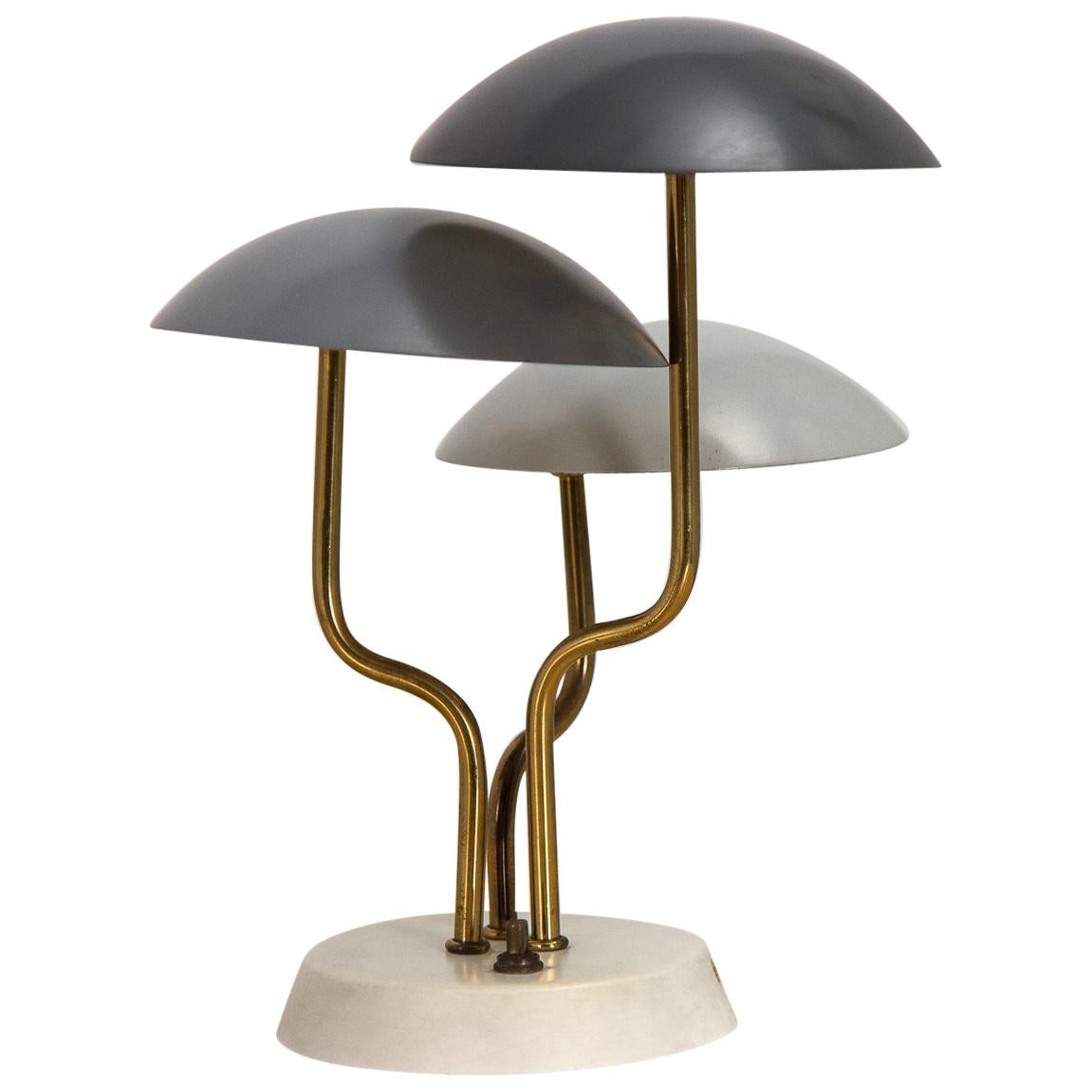 Drei-Schirm-Lampe von Gino Sarfatti im Angebot