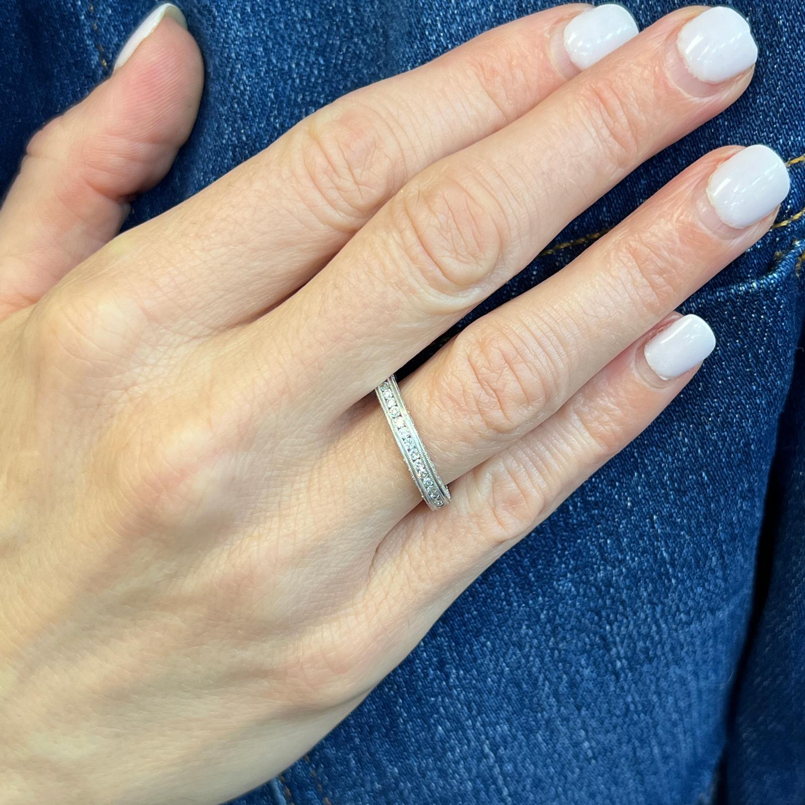 Modern Three Sided Diamond 18 Karat White Gold Milgrain Wedding Band Ring For Sale