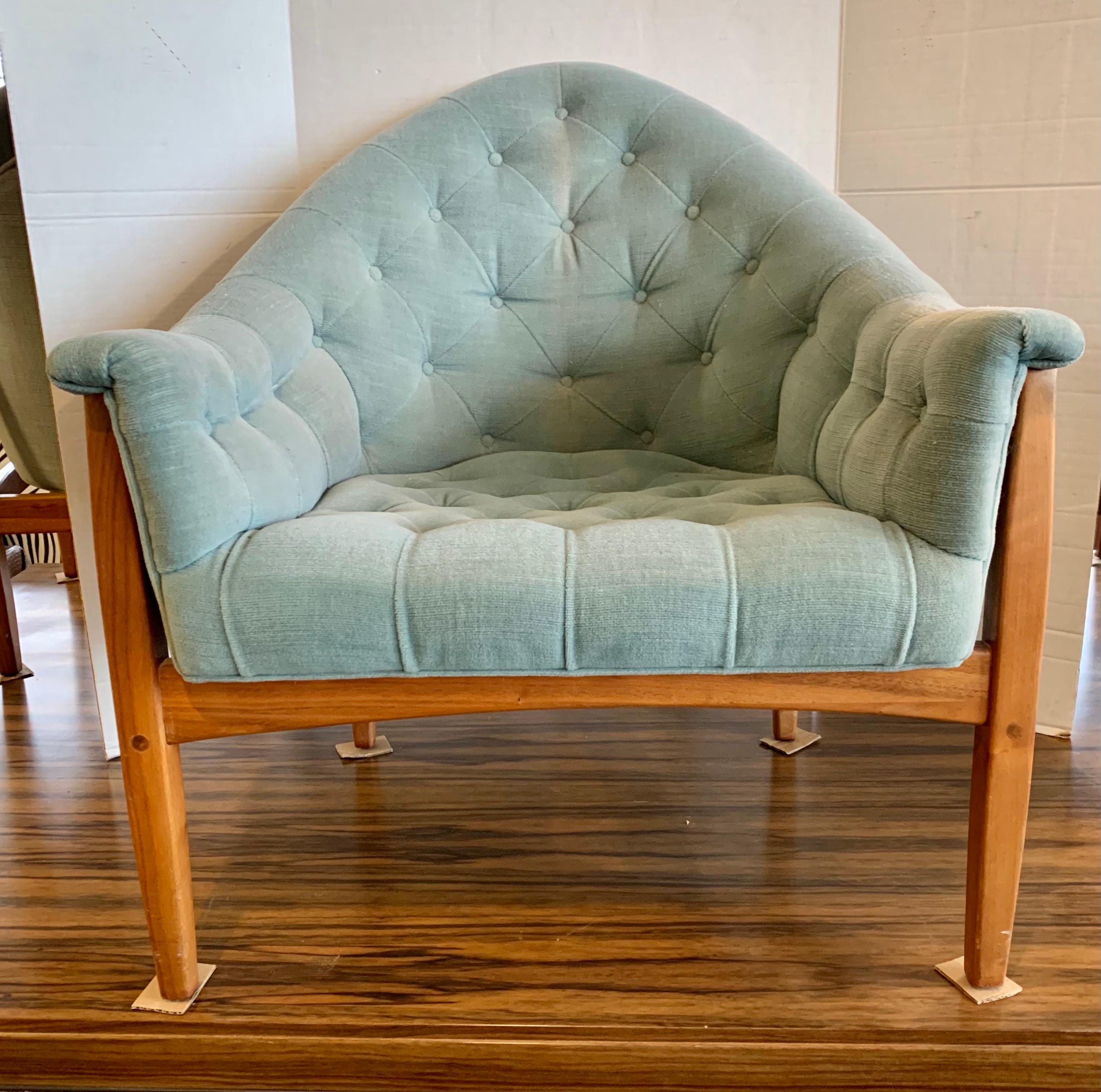 Set of three ultra coveted tufted velvet lounge chairs with exterior mounted mahogany frame by Milo Baughman for Thayer Coggin, circa 1965. All hallmarks are present and attached on photos. The frames are sturdy and magnificent.
We have less than