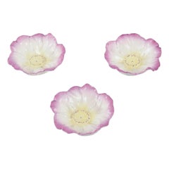 Three small French Art Nouveau bowls in faience. Floral shape. Early 20th C.