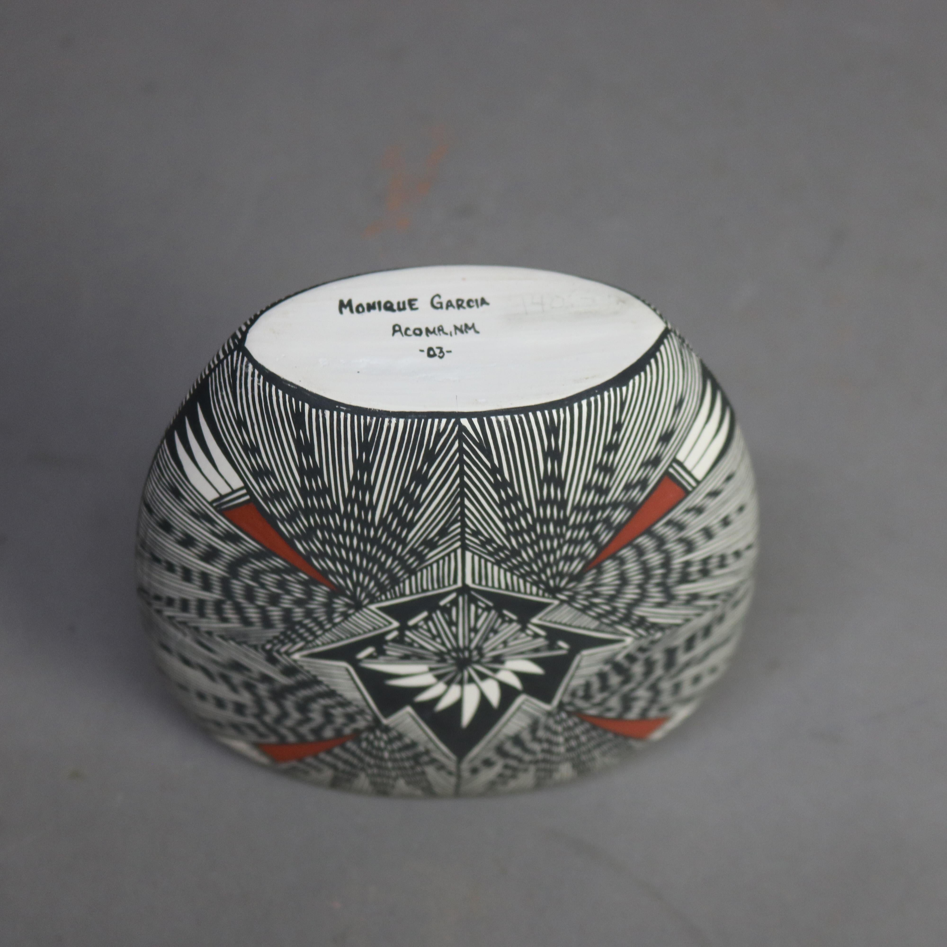 Three Southwestern Native American Acoma Pottery Artist Signed Vessels 20thC 2