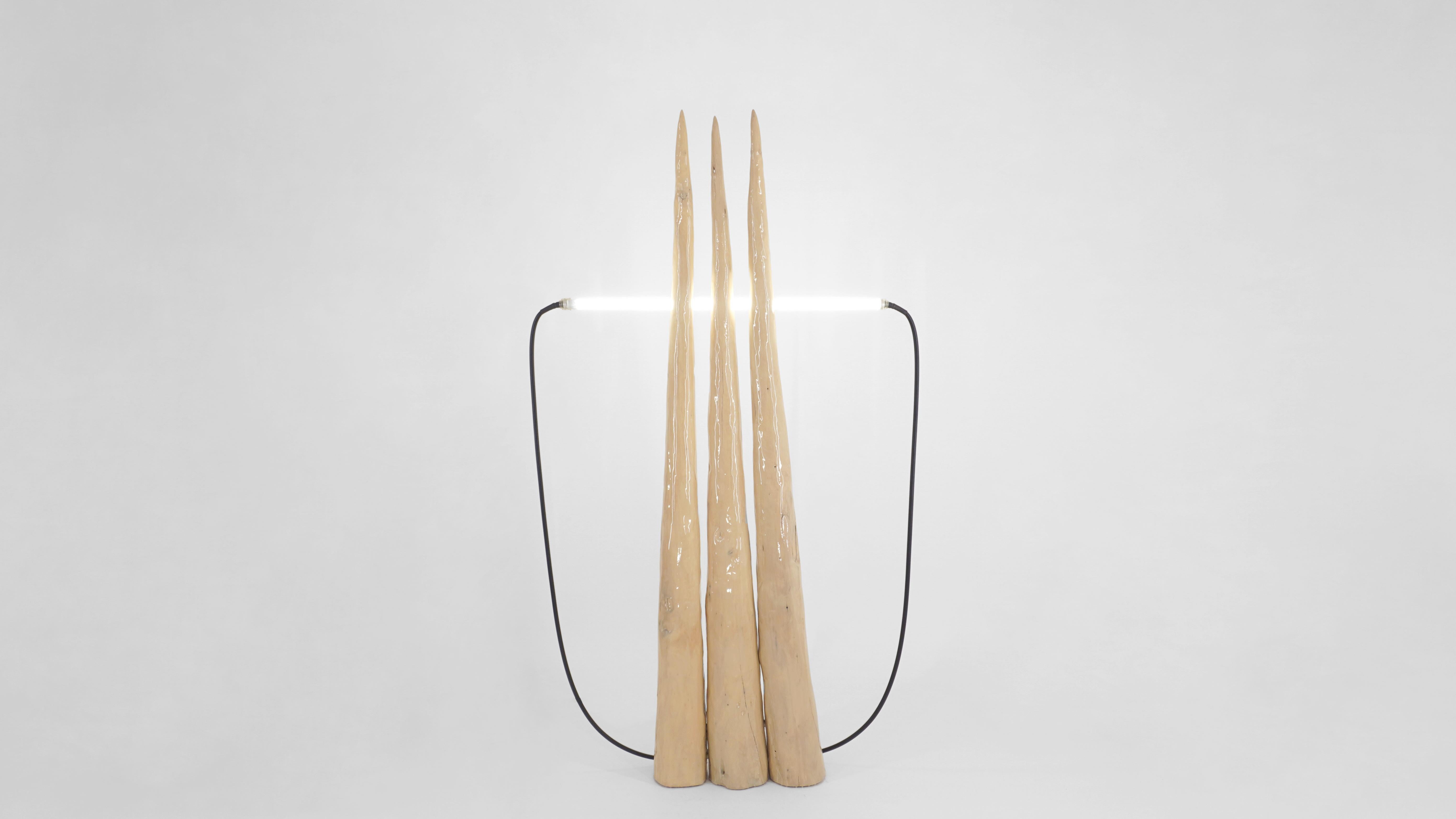 Three Spike Table Lamp by Henry D'ath
Dimensions: D 110 x W 20 x H 190 cm
Materials: Wood.
Available finishes: natural, black ink, translucent gloss. 


Henry d’ath is a New Zealand-born, Hong Kong-based artist and architect. 
Using predominantly