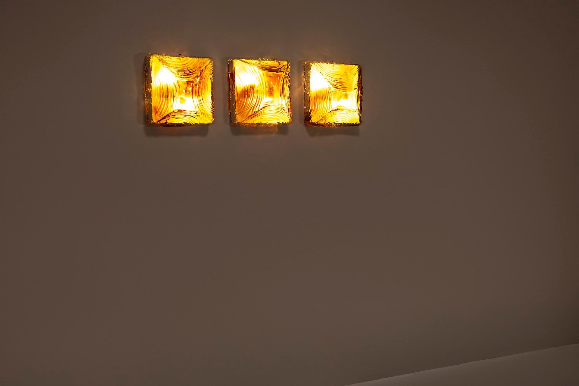 Three Square Amber Murano Glass Wall Sconces, Italy 1970s In Good Condition In Hellouw, NL