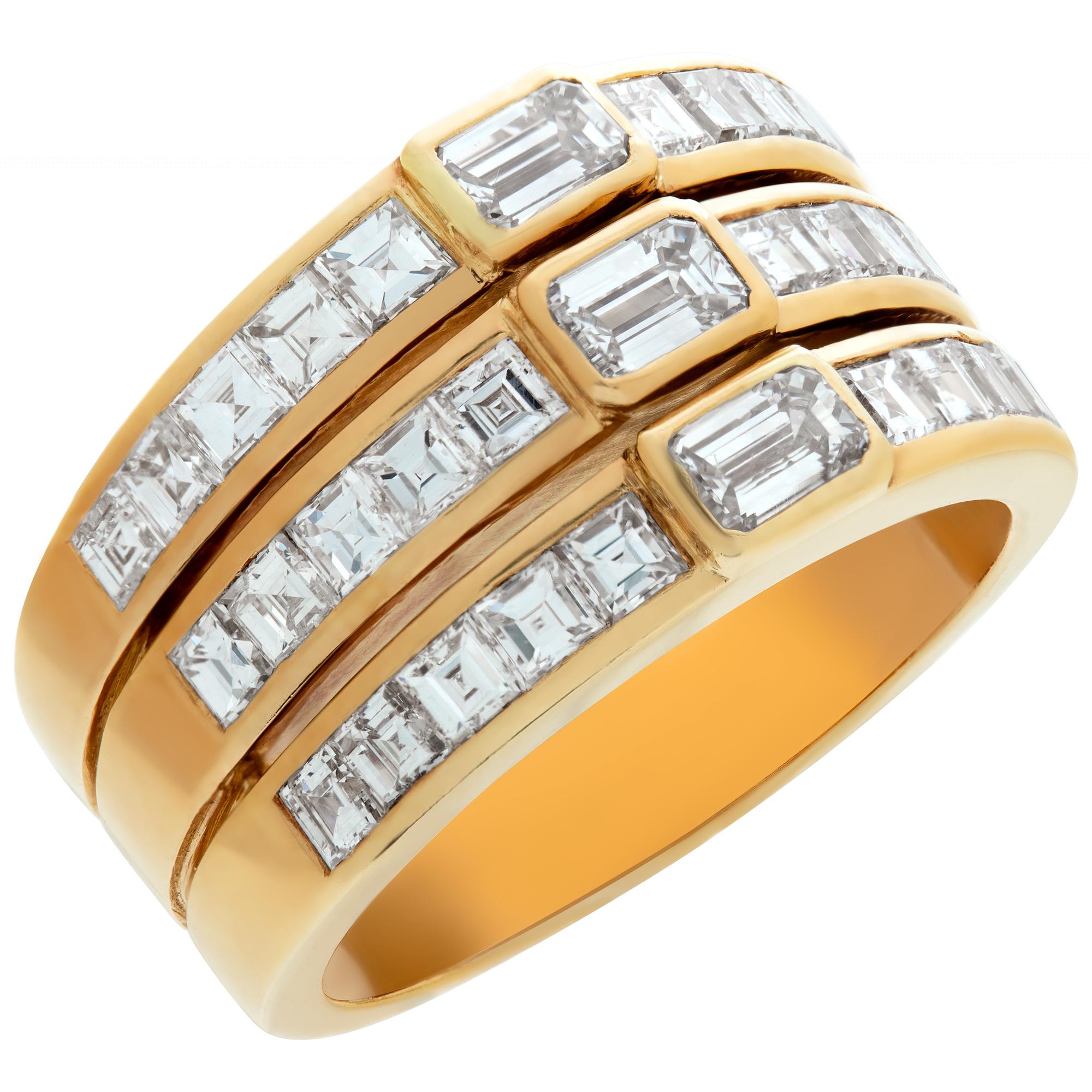 Three stacked diamond rings In Excellent Condition For Sale In Surfside, FL
