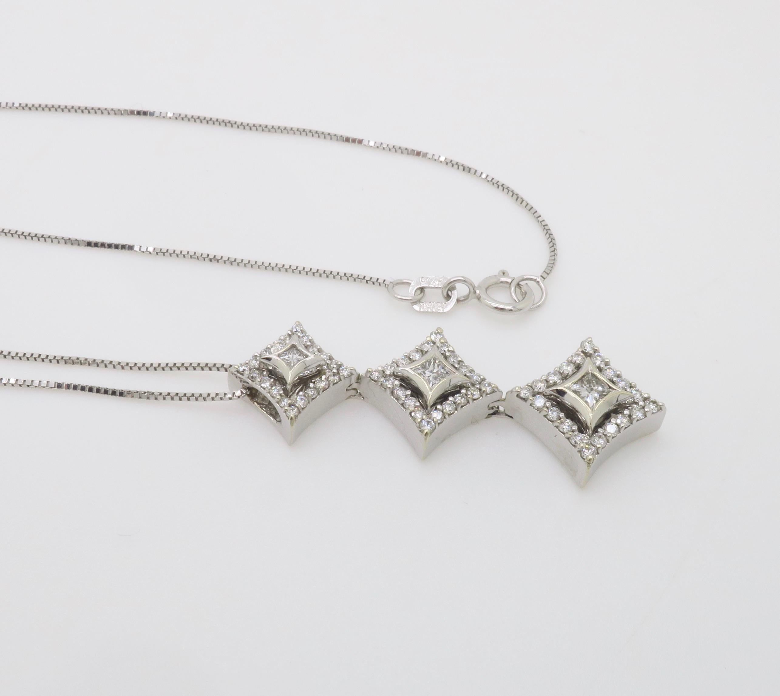 Collana con tre stelle e diamanti in vendita 5