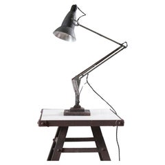 Three Step Anglepoise