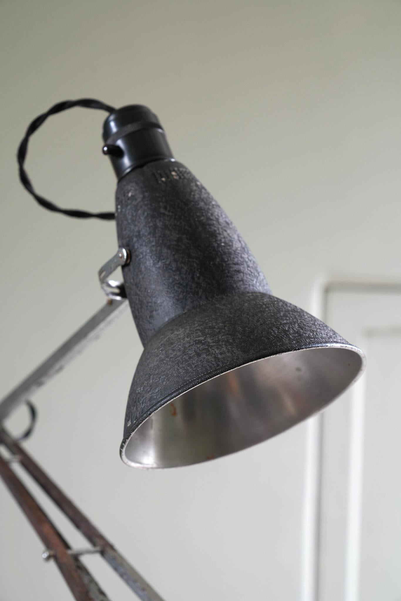 Three Step Anglepoise 1