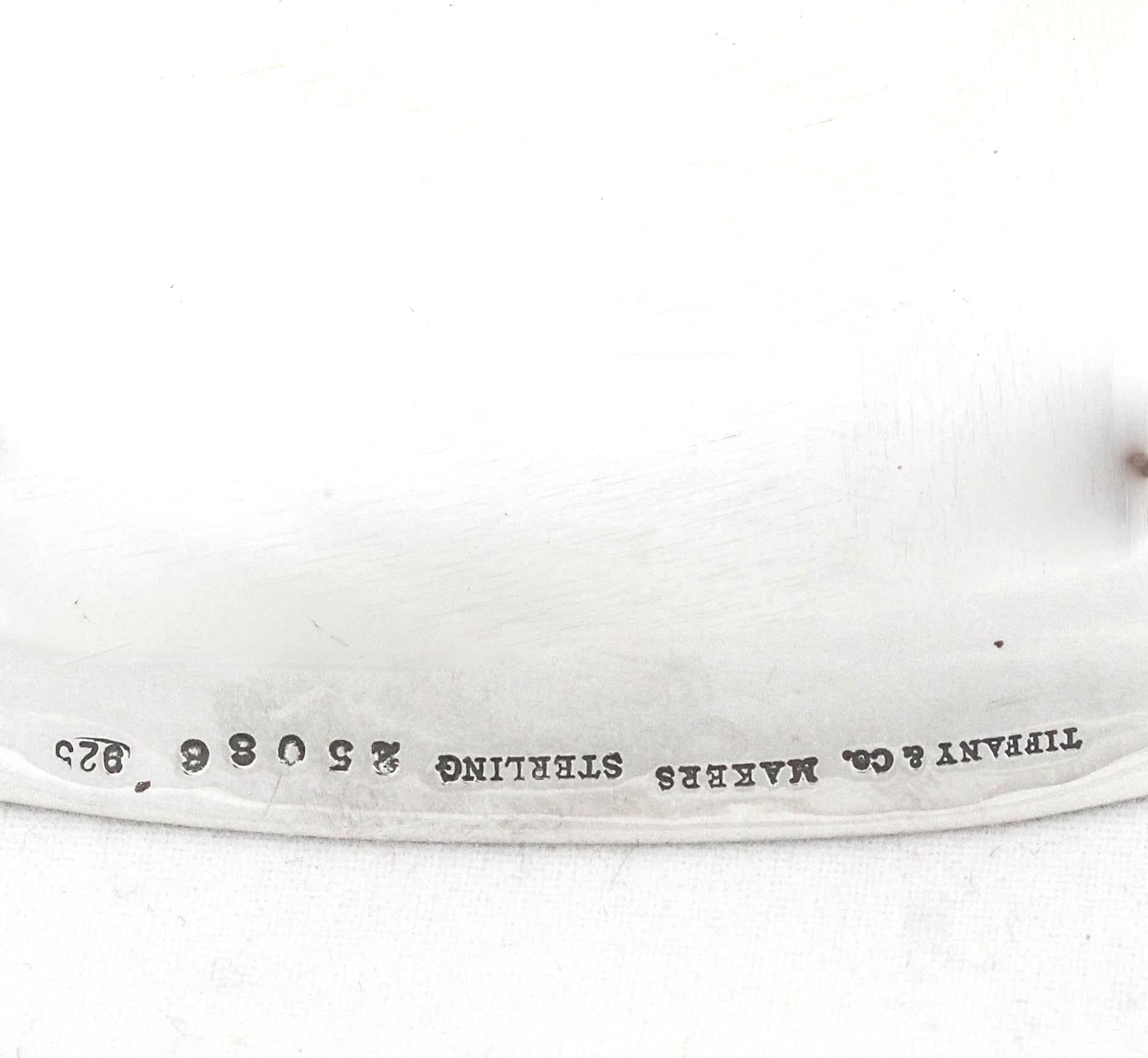 Tre piatti in argento Tiffany & Co. In condizioni ottime in vendita a Brooklyn, NY