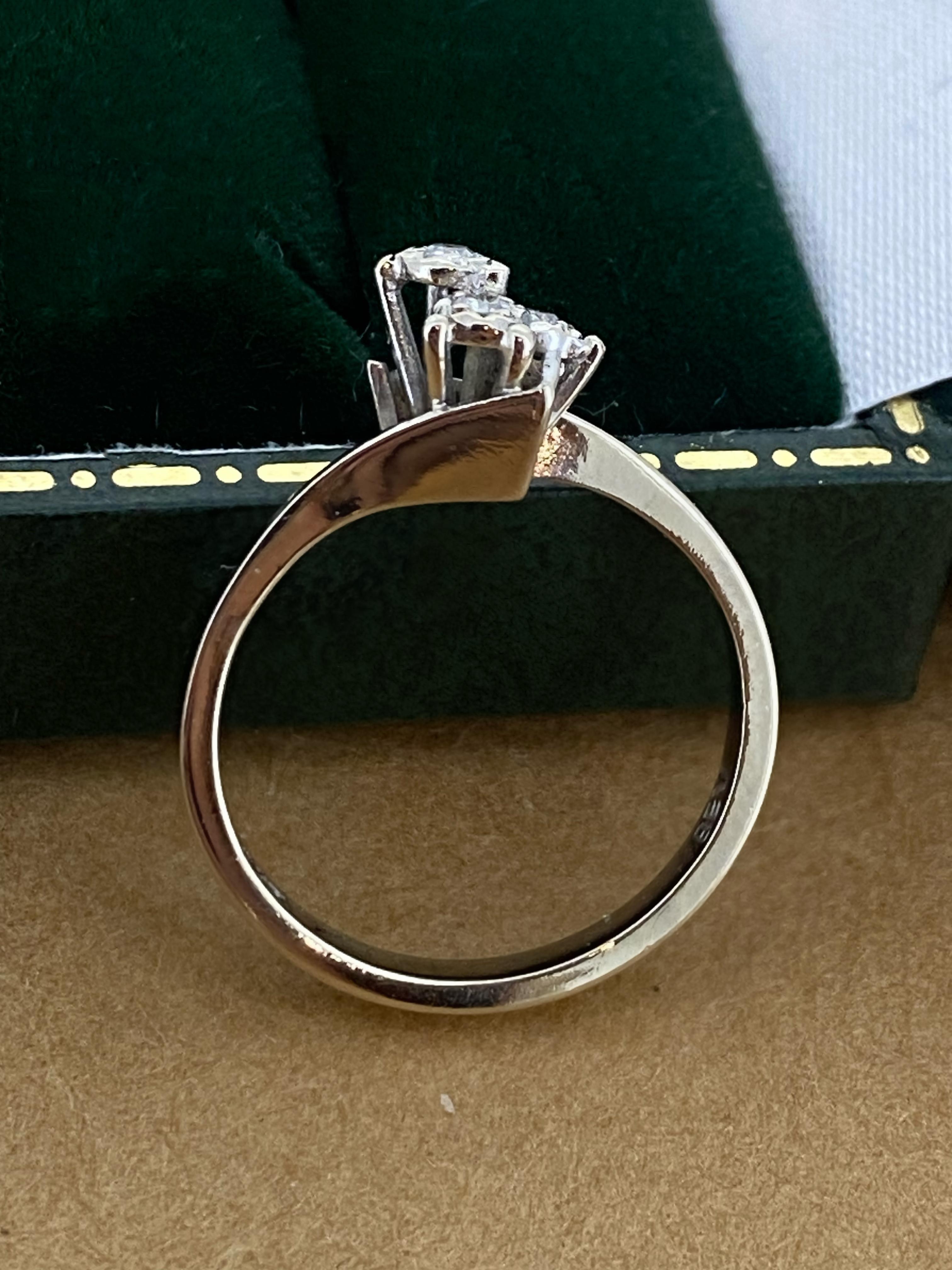 Women's Three-Stone 0.30ct Rose Cut Diamond Handmade Retro Flower Ring in 18K White Gold For Sale