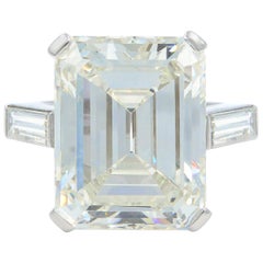 Three-Stone 11.27 Carat Emerald Cut Art Deco Diamond Ring 18 Karat White Gold