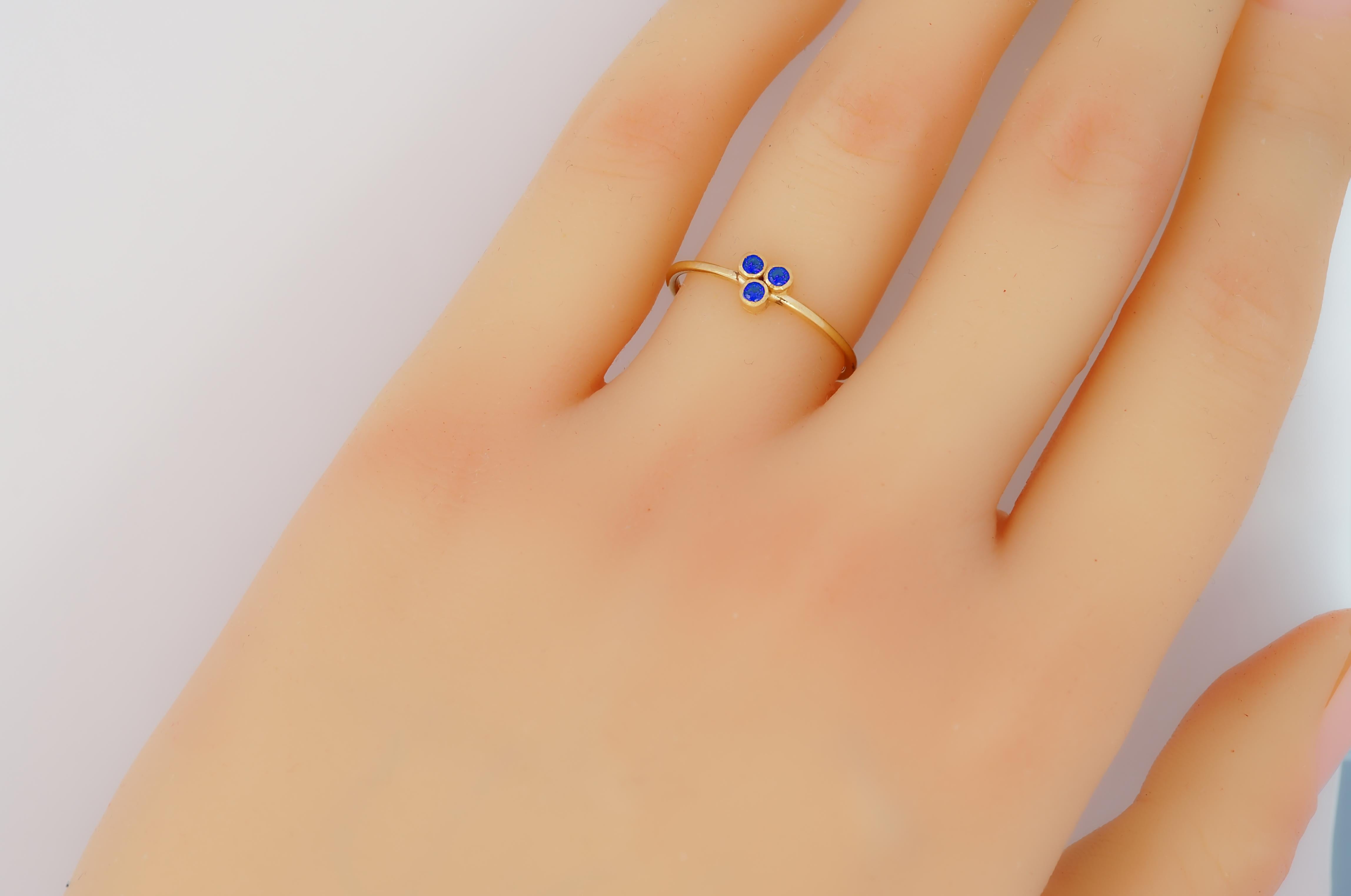 in vendita:  Anello con tre pietre in oro 14k 4