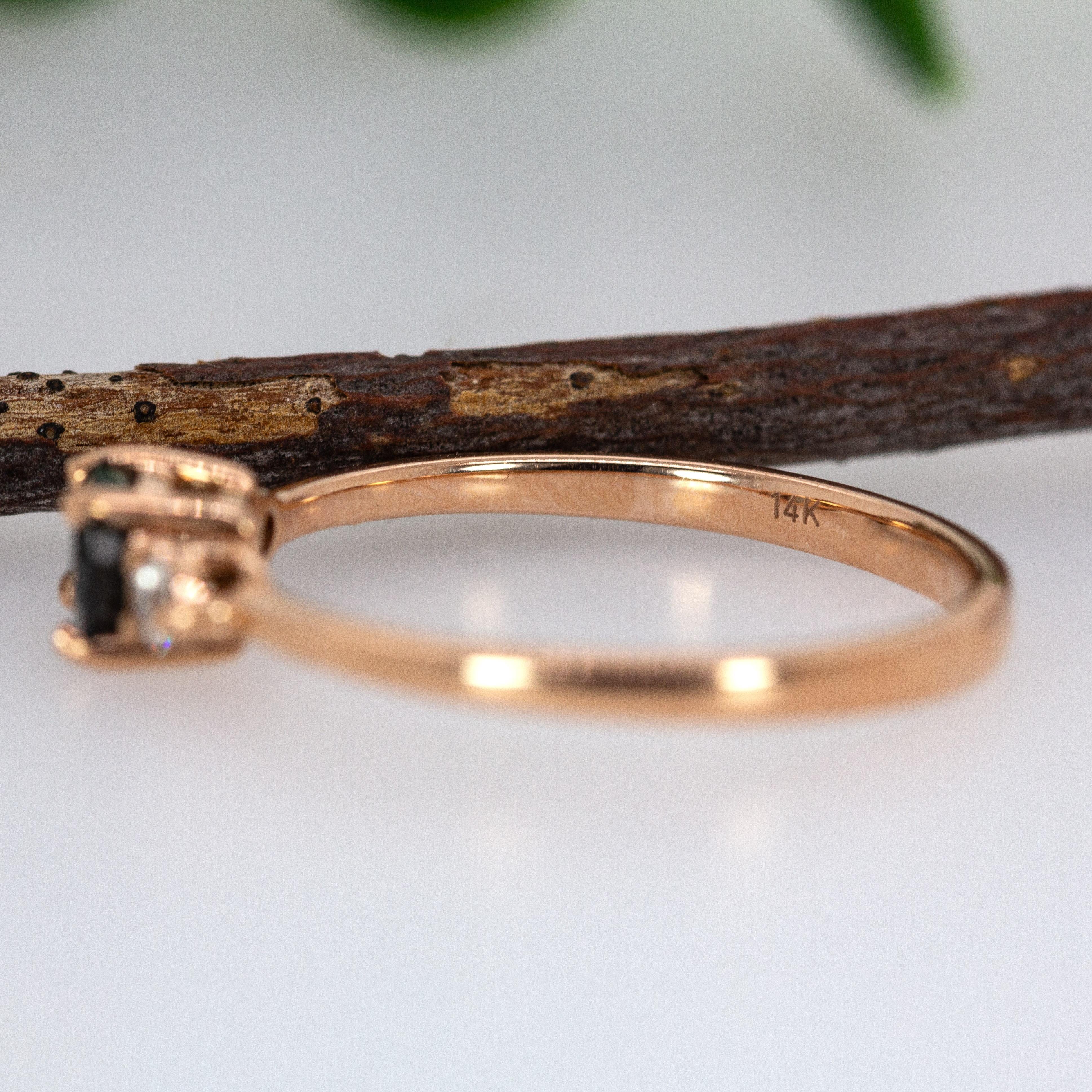 Three Stone Alexandrite and Natural Diamond Ring in Solid 14K Rose Gold In New Condition For Sale In Columbus, OH