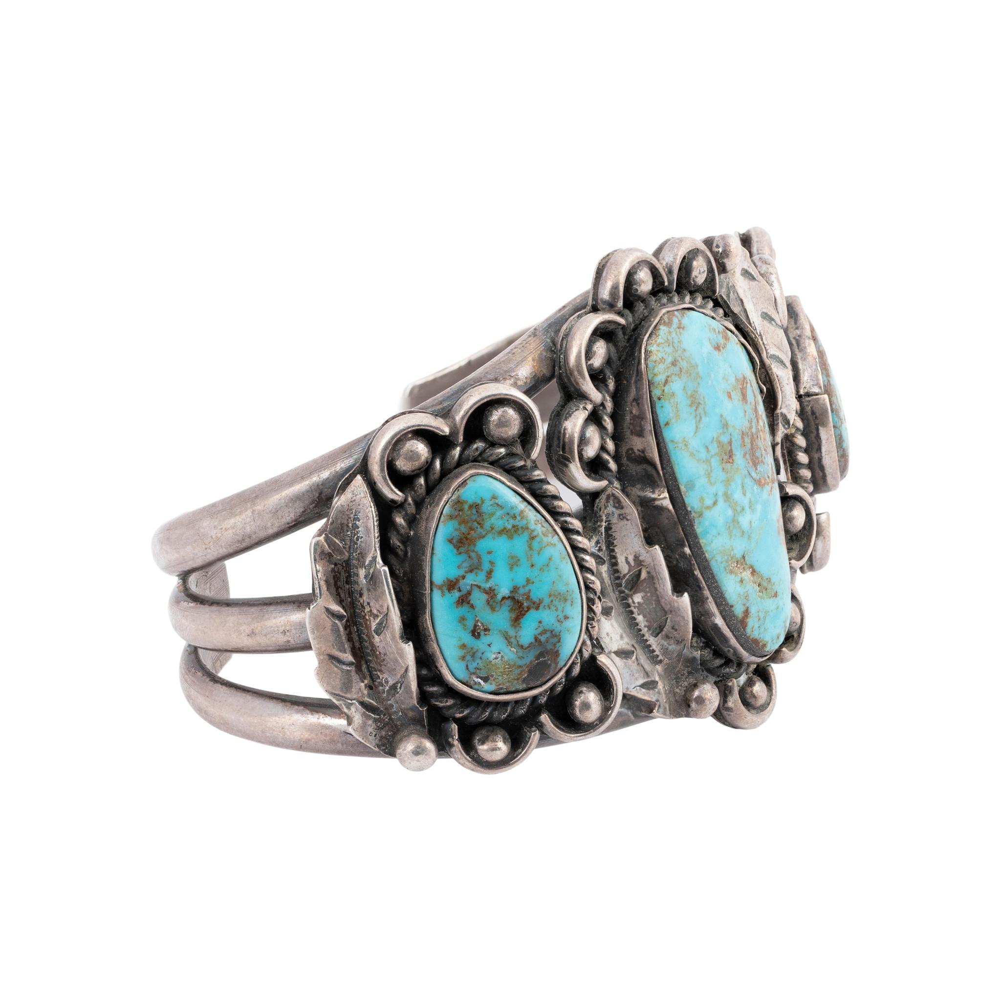 Bracciale a tre pietre in turchese di Cerrillos In condizioni buone in vendita a Coeur d Alene, ID