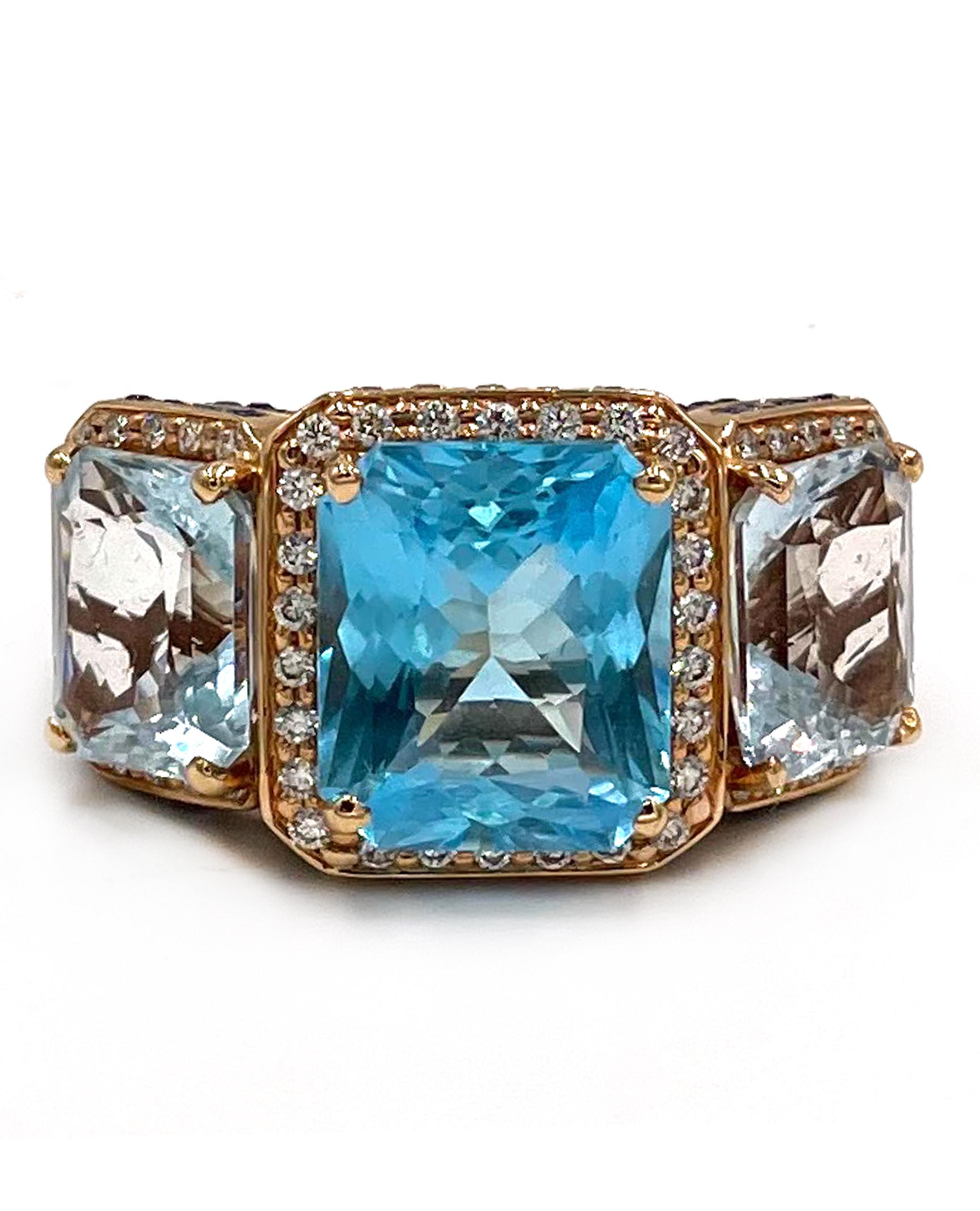 Radiant Cut Three Stone Cocktail Ring 18k Rose Gold Ring with 16.78 Carats Blue Topaz For Sale
