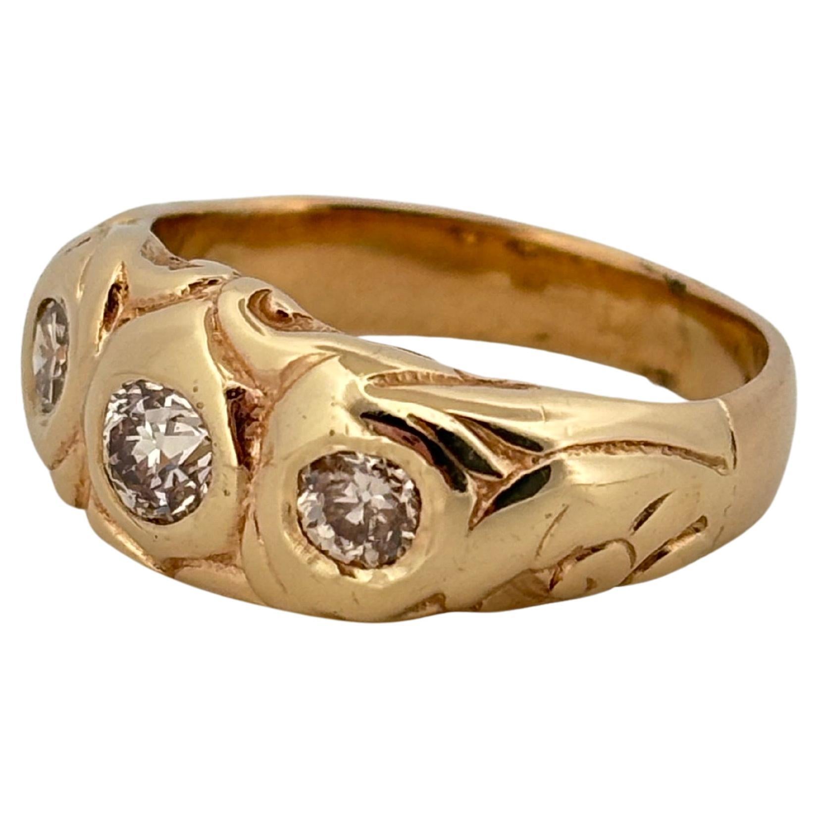 Drei Stein Diamant 0,66ctw 14K Gelbgold Band Ring im Zustand „Gut“ im Angebot in Sewickley, PA
