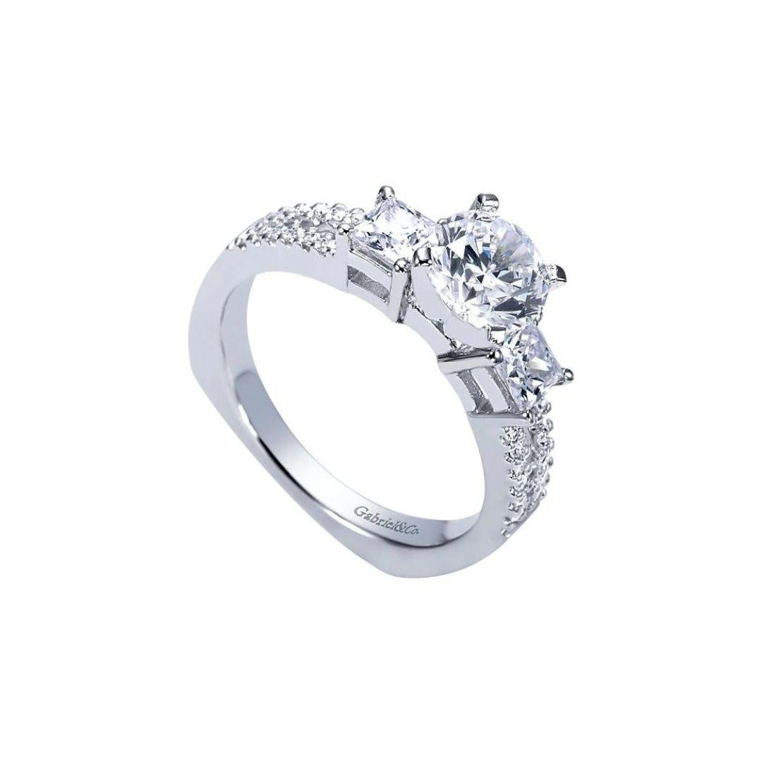 Round Cut Three Stone Diamond Engagement Pave Set Mounting For Sale