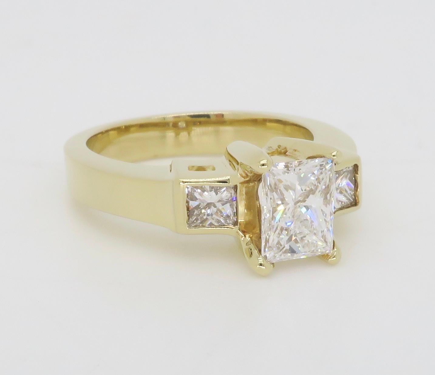 Diamant-Verlobungsring mit drei Steinen 6