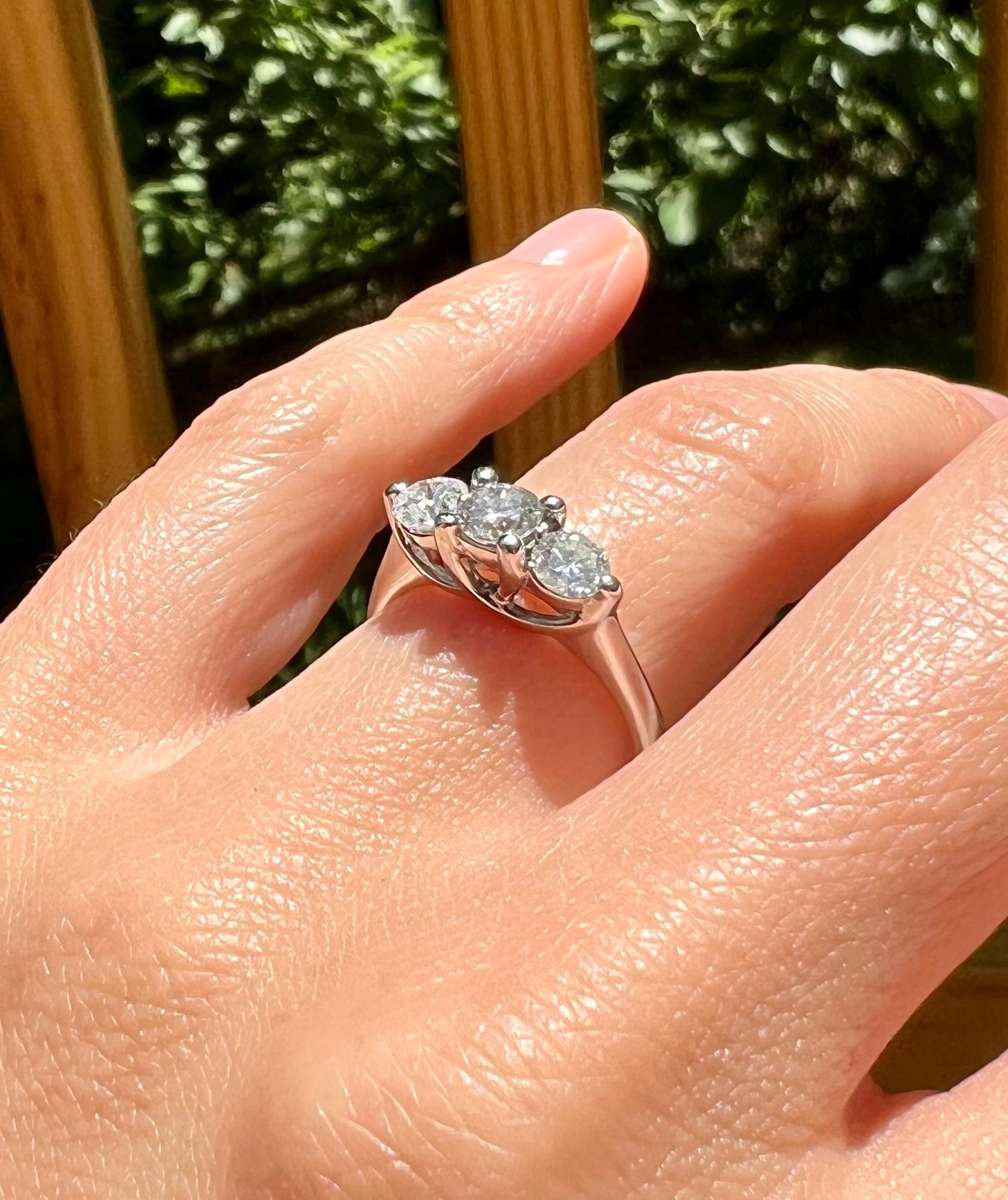 Round Cut Three Stone Diamond Engagement Ring For Sale