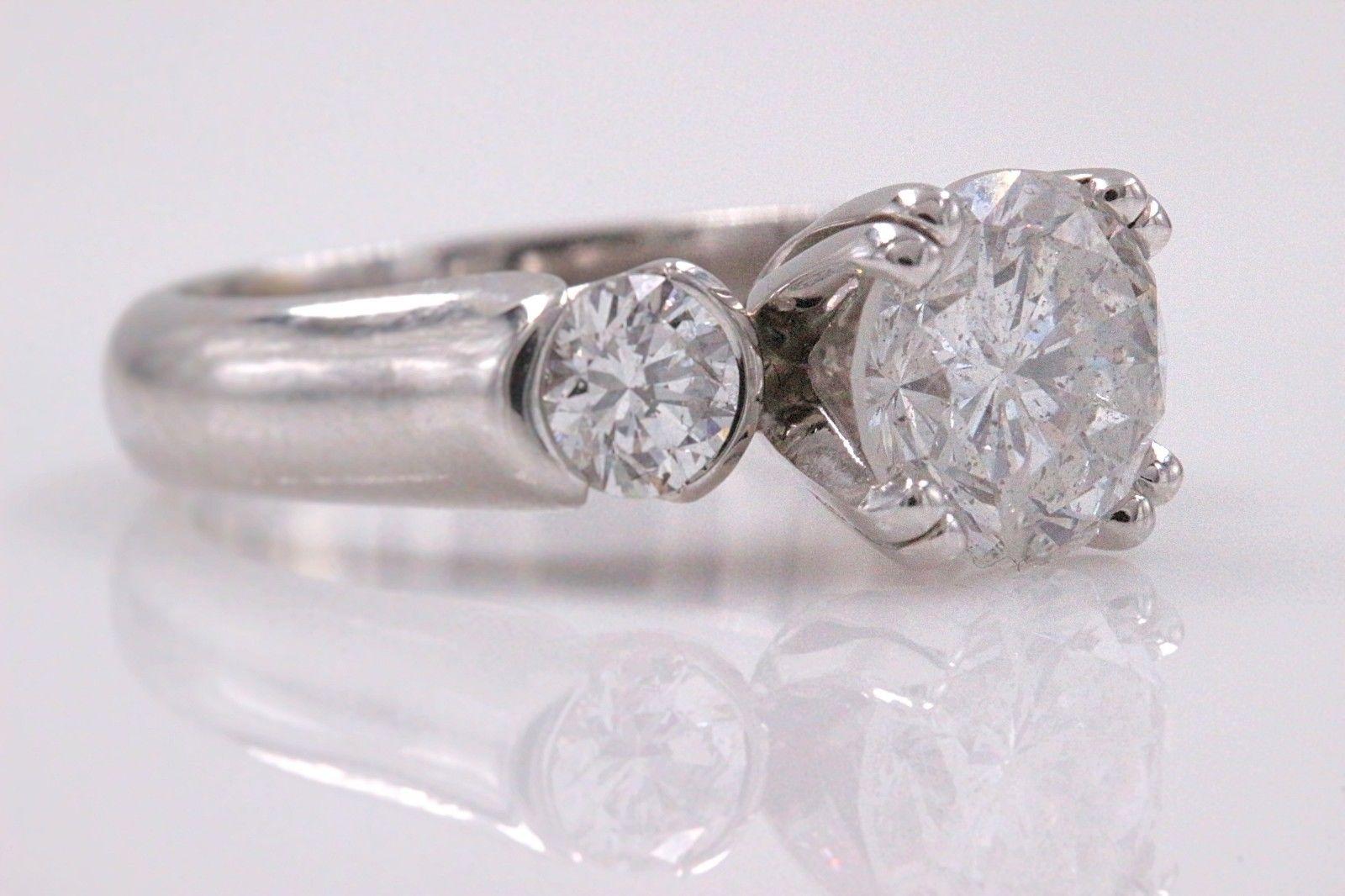 Three-Stone Diamond Engagement Ring Round 2.93 Carat 18 Karat White Gold For Sale 3