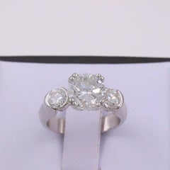 Three-Stone Diamond Engagement Ring Round 2.93 Carat 18 Karat White Gold