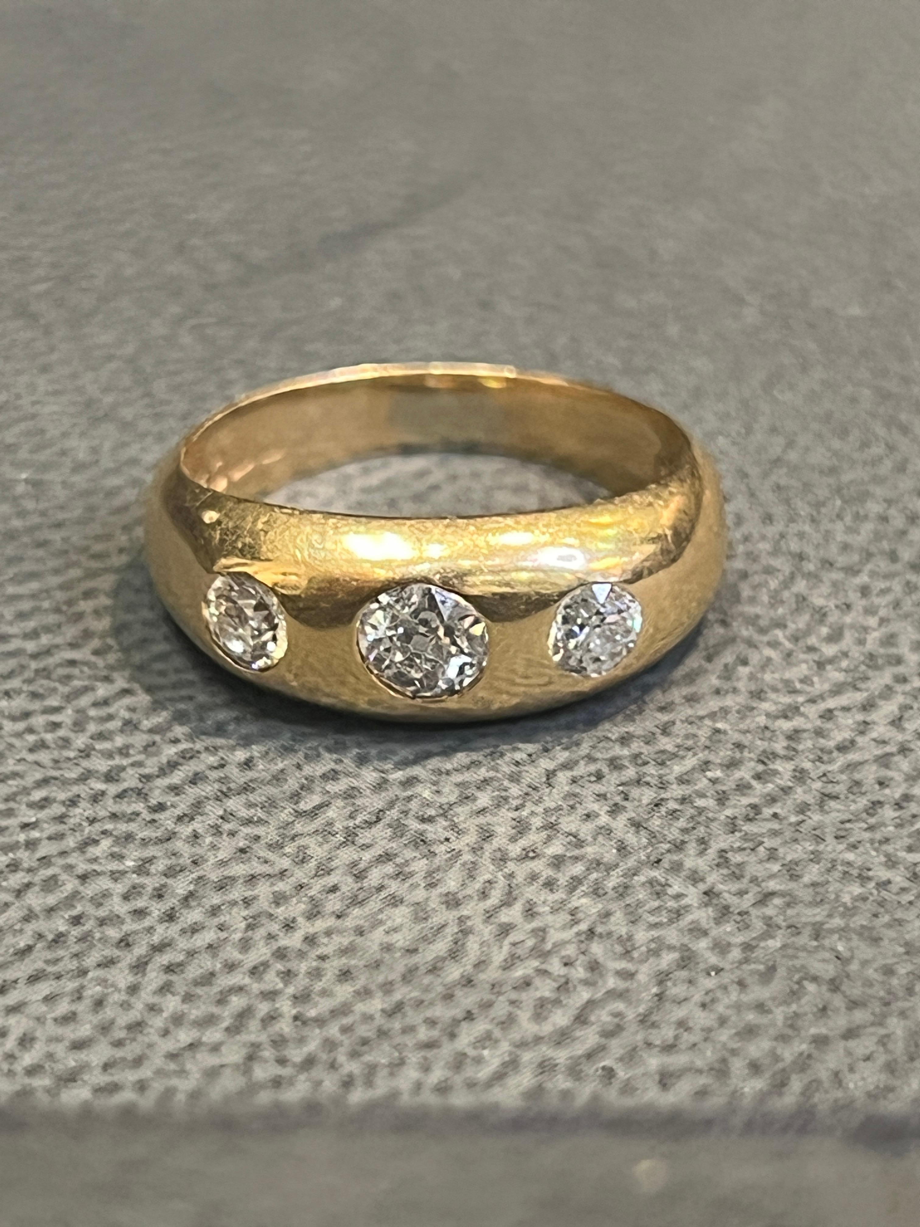 Three Stone Diamond Gypsy Ring In Excellent Condition In New York, NY