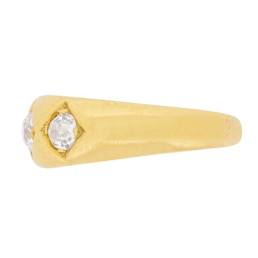 Three-Stone Diamond Gypsy Ring, Victorian In Good Condition In London, GB