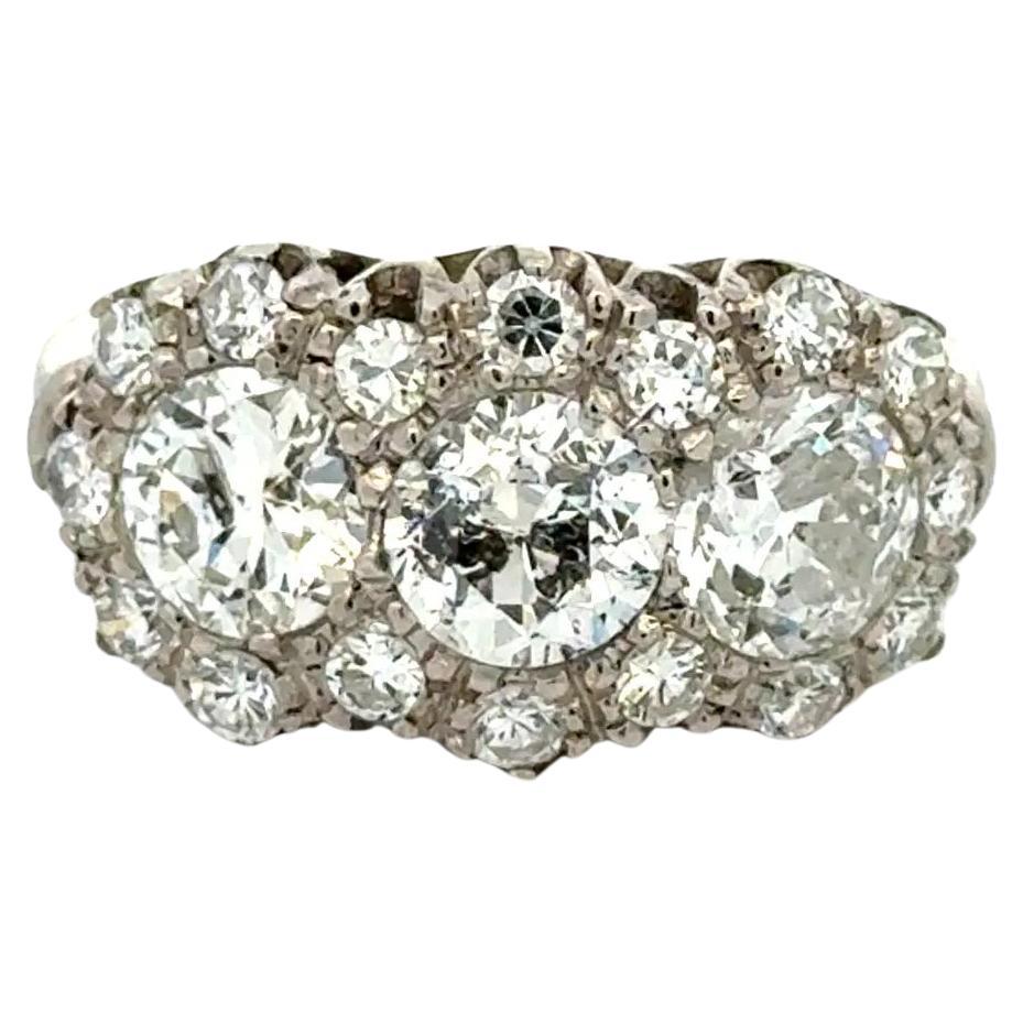 Bague à trois pierres en platine et diamants, Vintage By