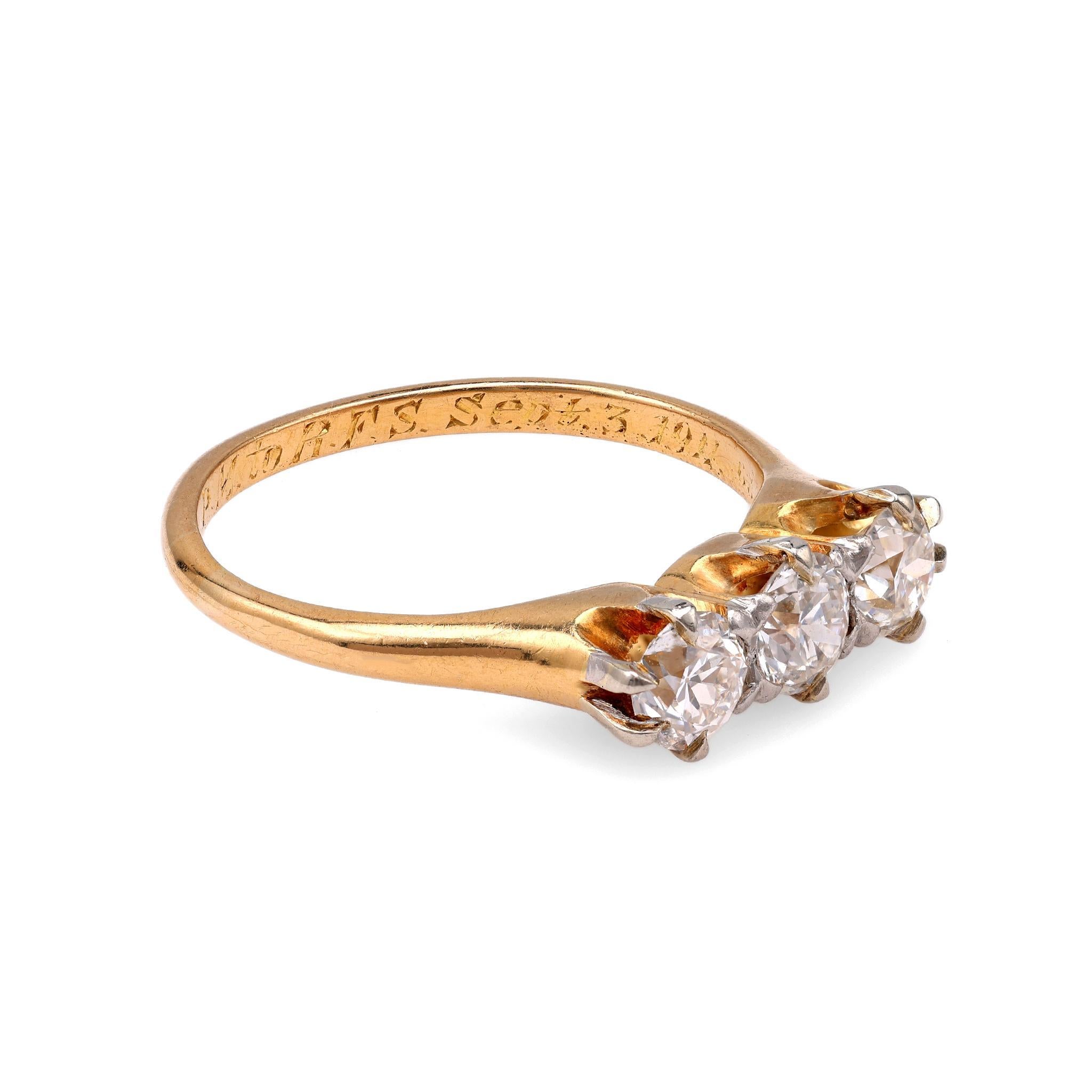 Dreisteiniger Diamantring von Birks im Zustand „Hervorragend“ in Beverly Hills, CA