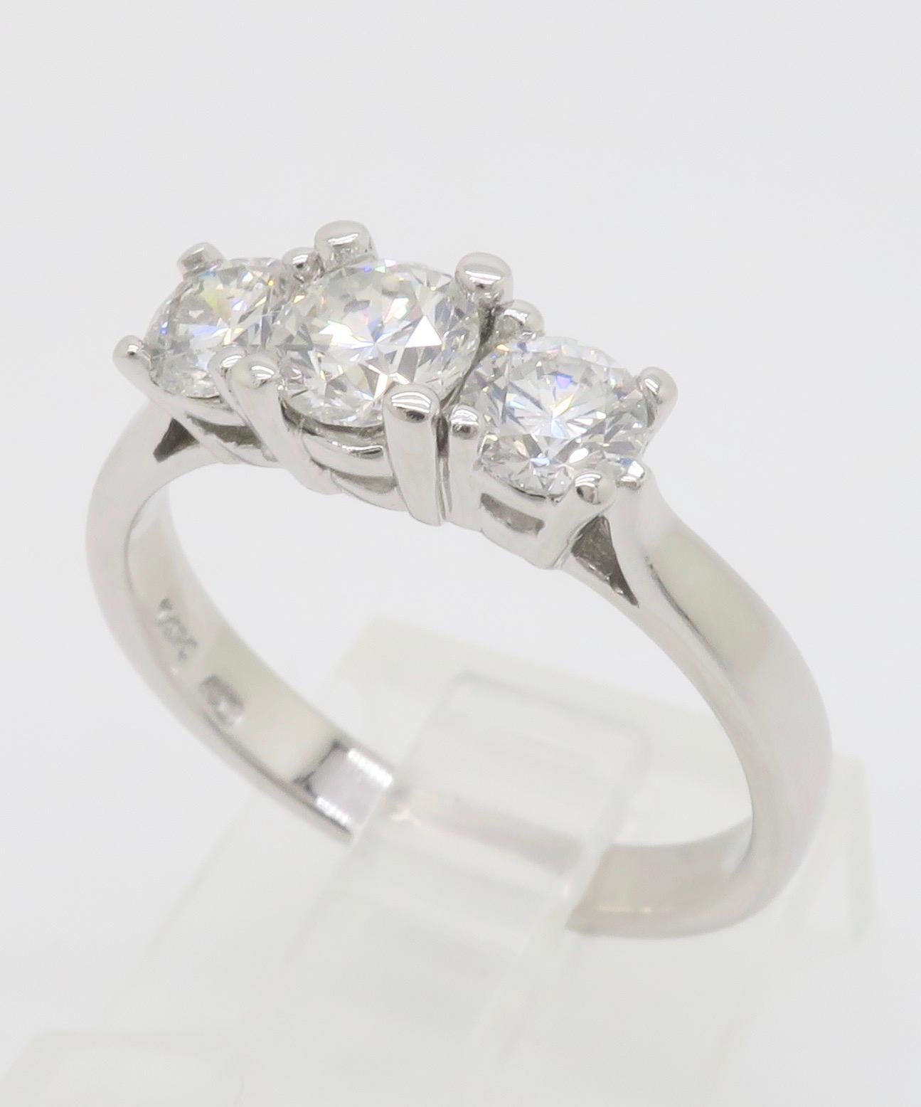 Three Stone Diamond Ring 6