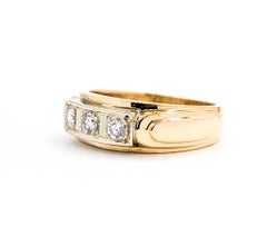 Three-Stone Diamond Ring in 14k Yellow Gold