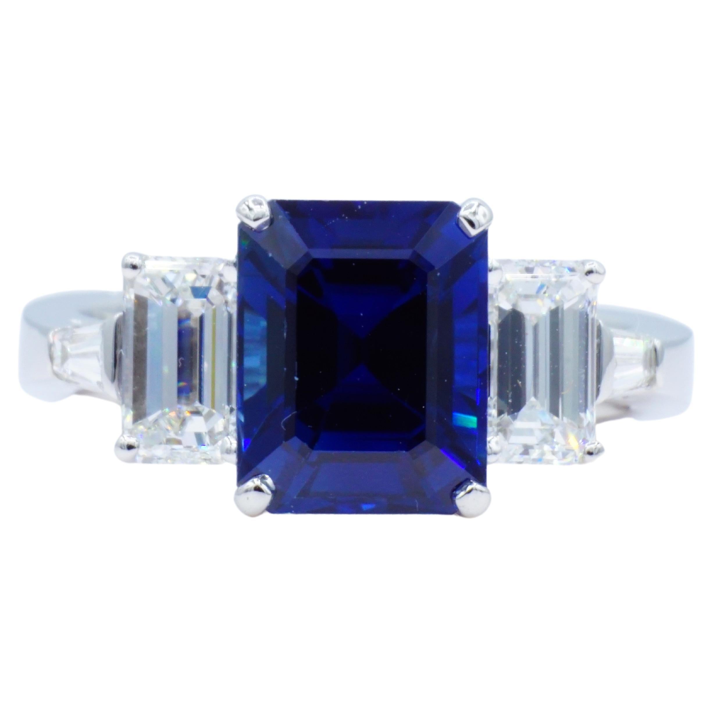 Three-Stone Emerald Cut 4.62ct Sapphire Diamond 1.65cttw Platinum Ring VVS Fine For Sale
