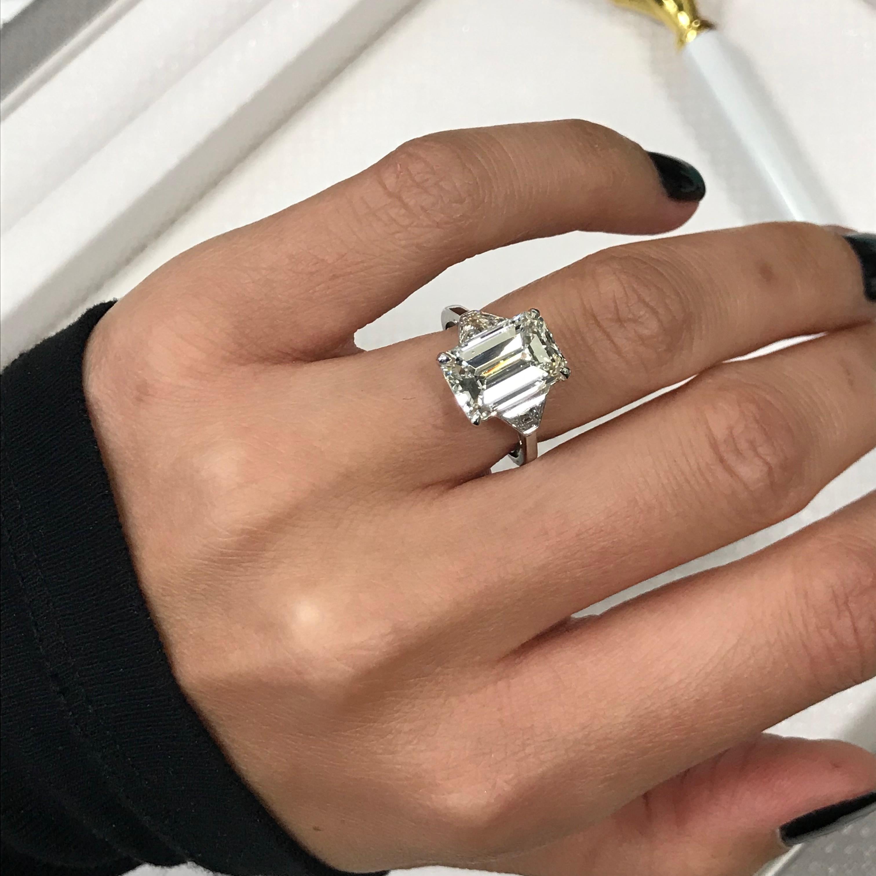 3 carat emerald cut engagement ring