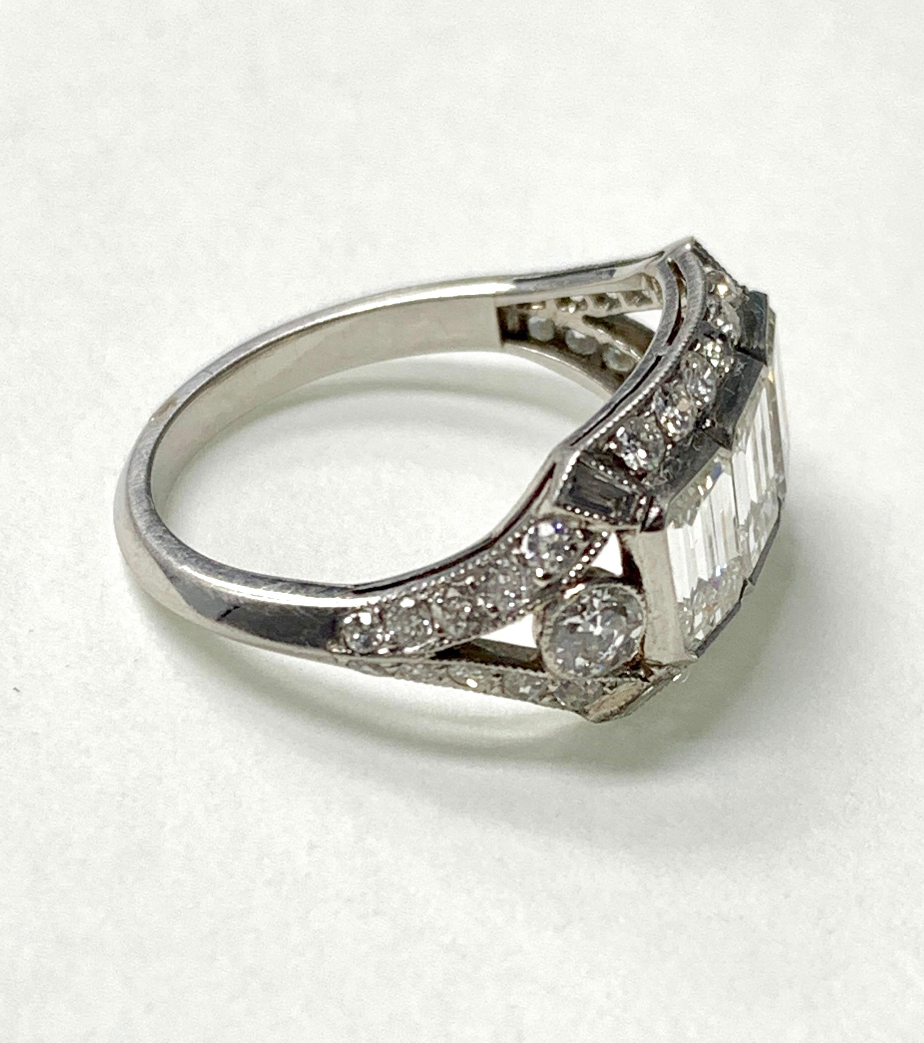 Three-Stone Emerald Cut Diamond Engagement Ring in Platinum For Sale 1