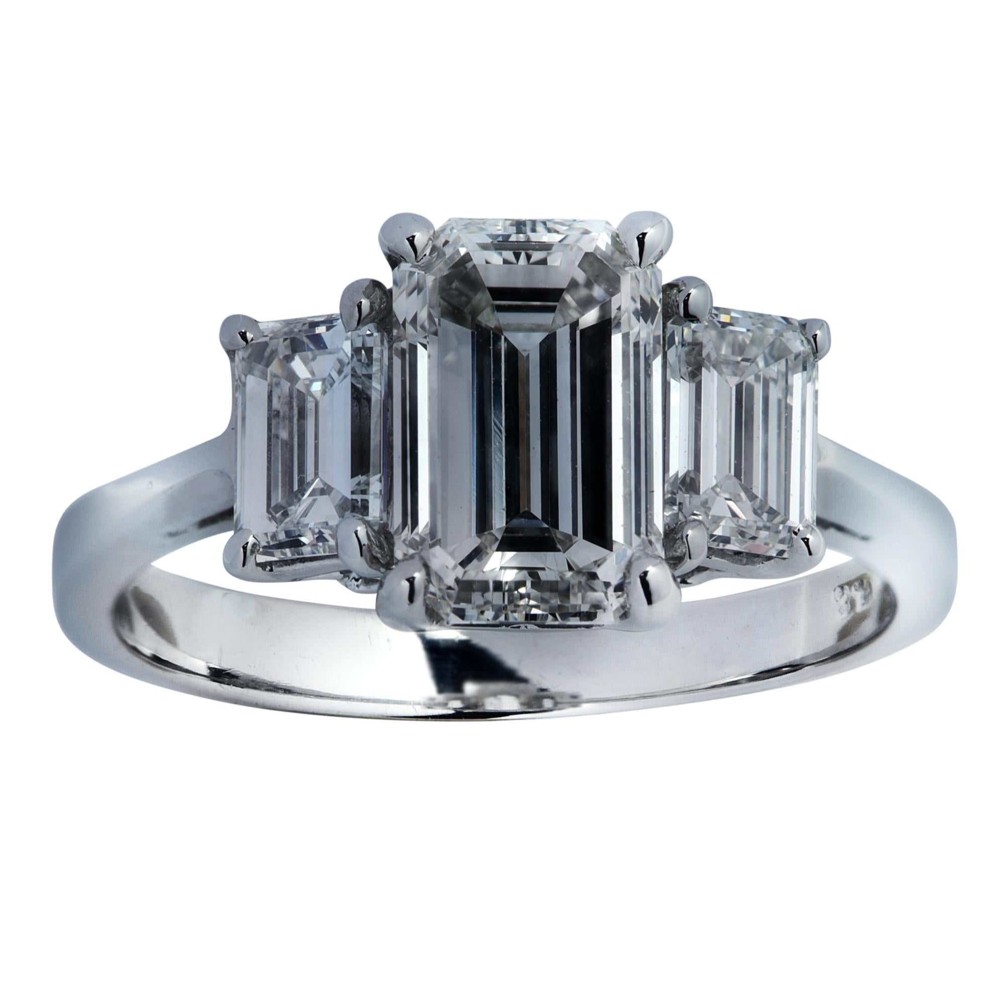 Three-Stone Emerald Cut Diamond Platinum Engagement Ring In New Condition In Miami, FL