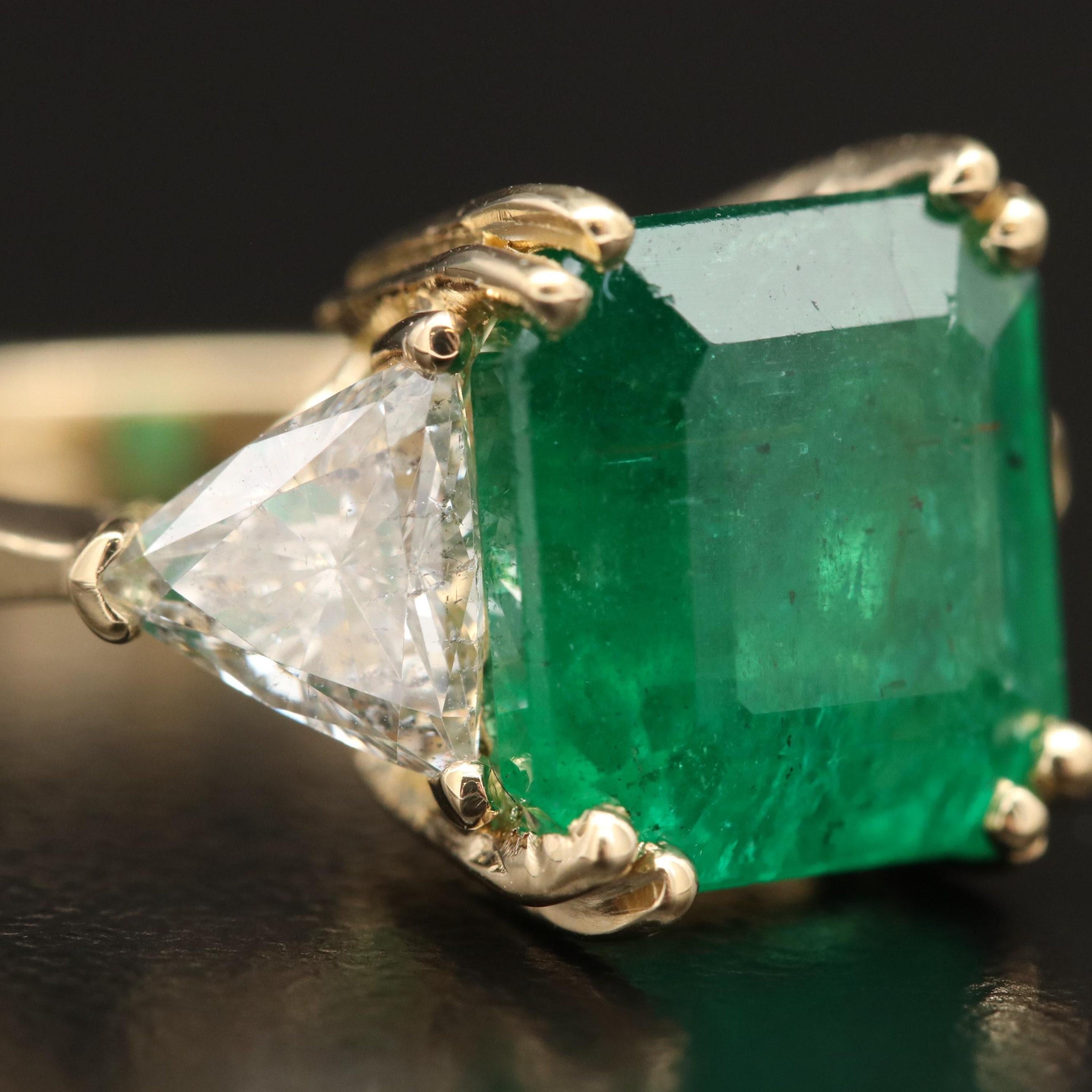 For Sale:  5 Carat Three Stone Emerald Diamond Engagement Ring Antique Bridal Cocktail Ring 2