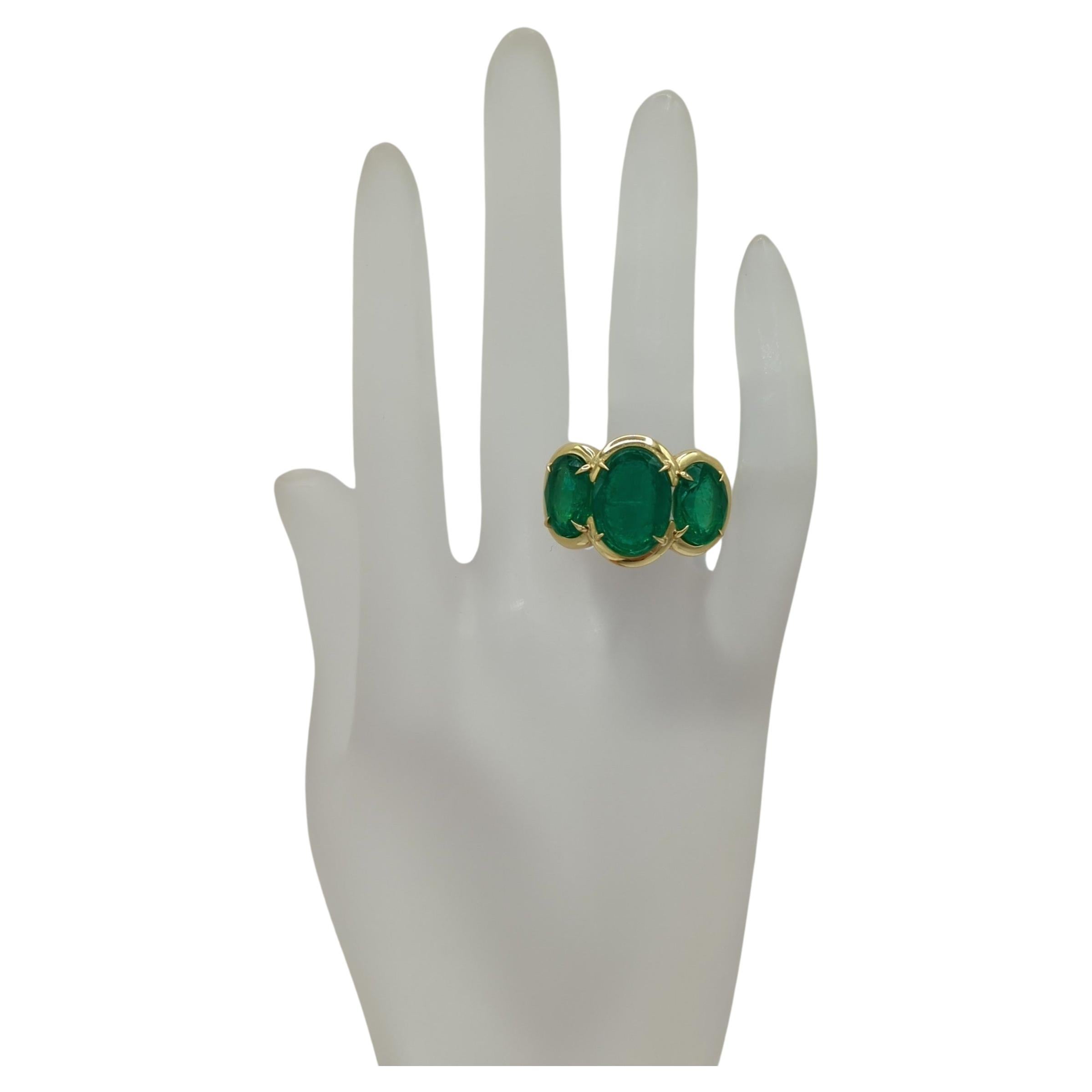 Oval Cut Three Stone Emerald Oval Cocktail Ring in 18K Yellow Gold For Sale