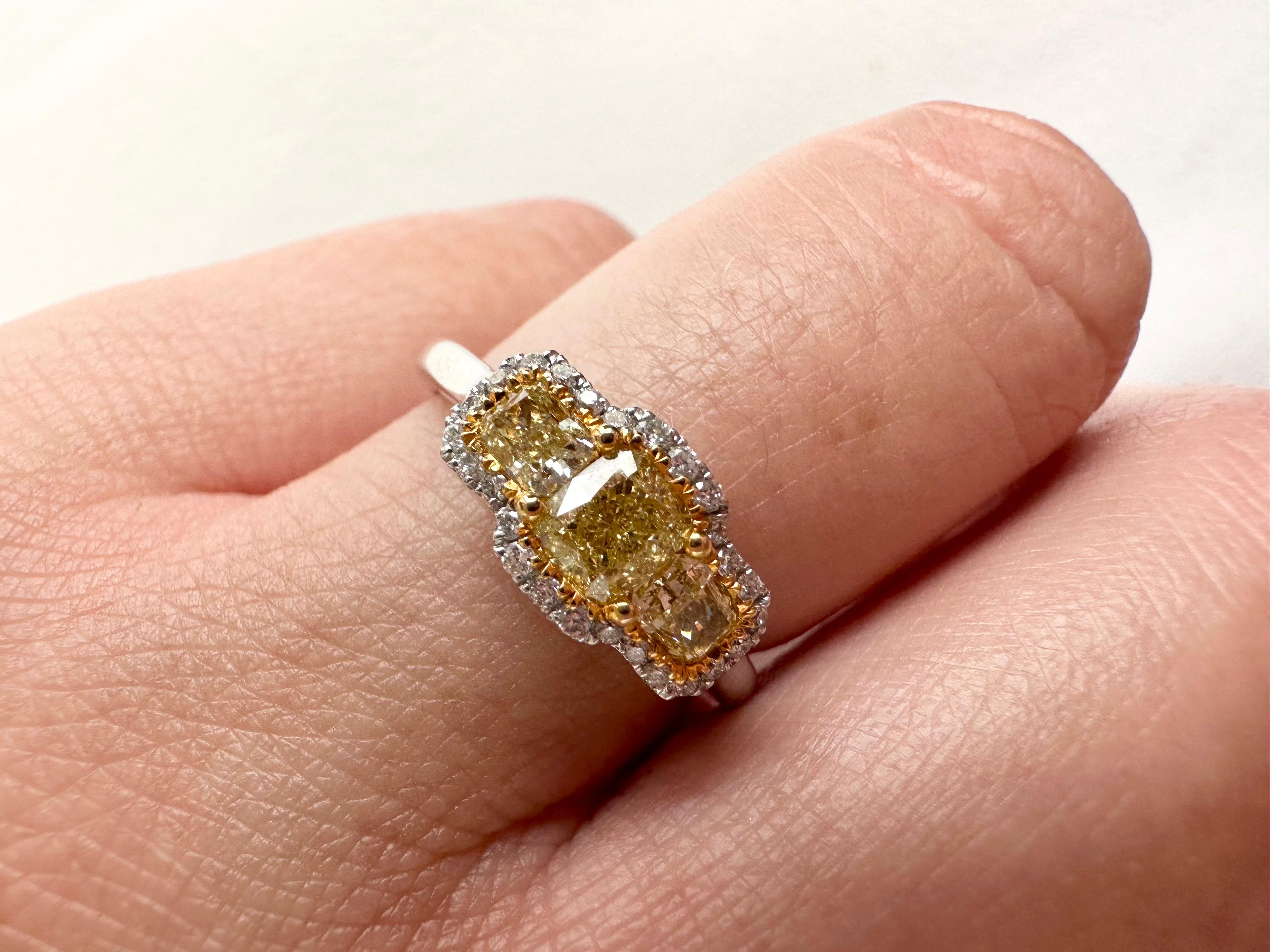 Three stone engagement ring 18KT gold ring diamond ring fancy yellow ring In New Condition For Sale In Jupiter, FL