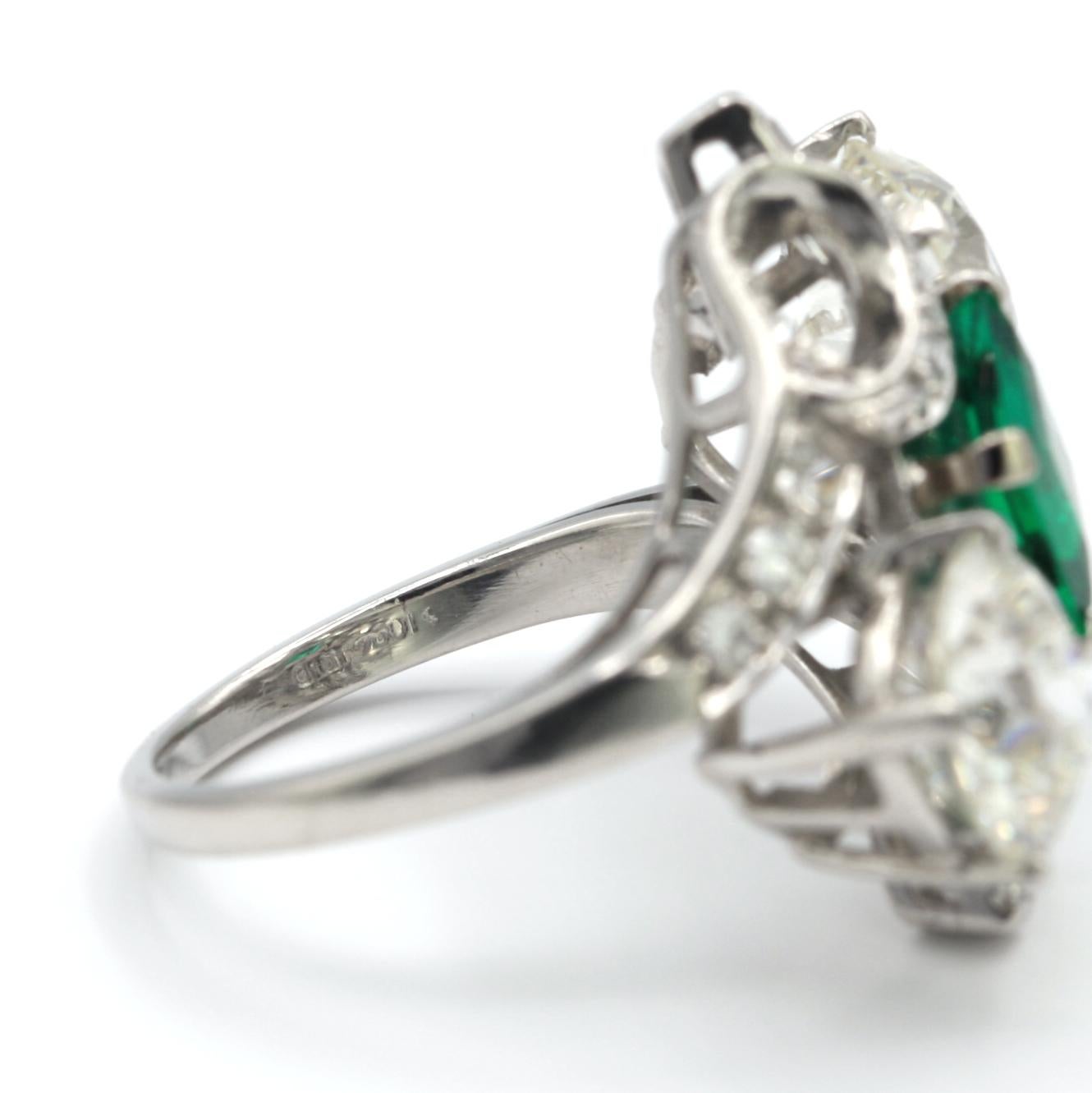 Women's or Men's Three Stone Green Emerald and Diamonds Platinum Ring For Sale