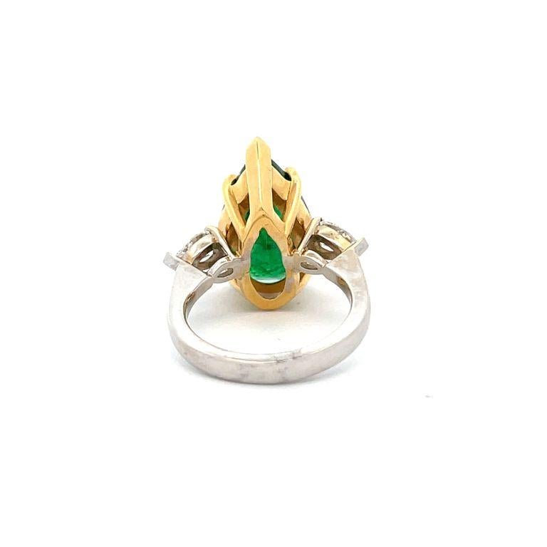 Three Stone Green Emerald & White Diamond Ring 7.49CT in 18K Two Tone Gold In New Condition For Sale In New York, NY