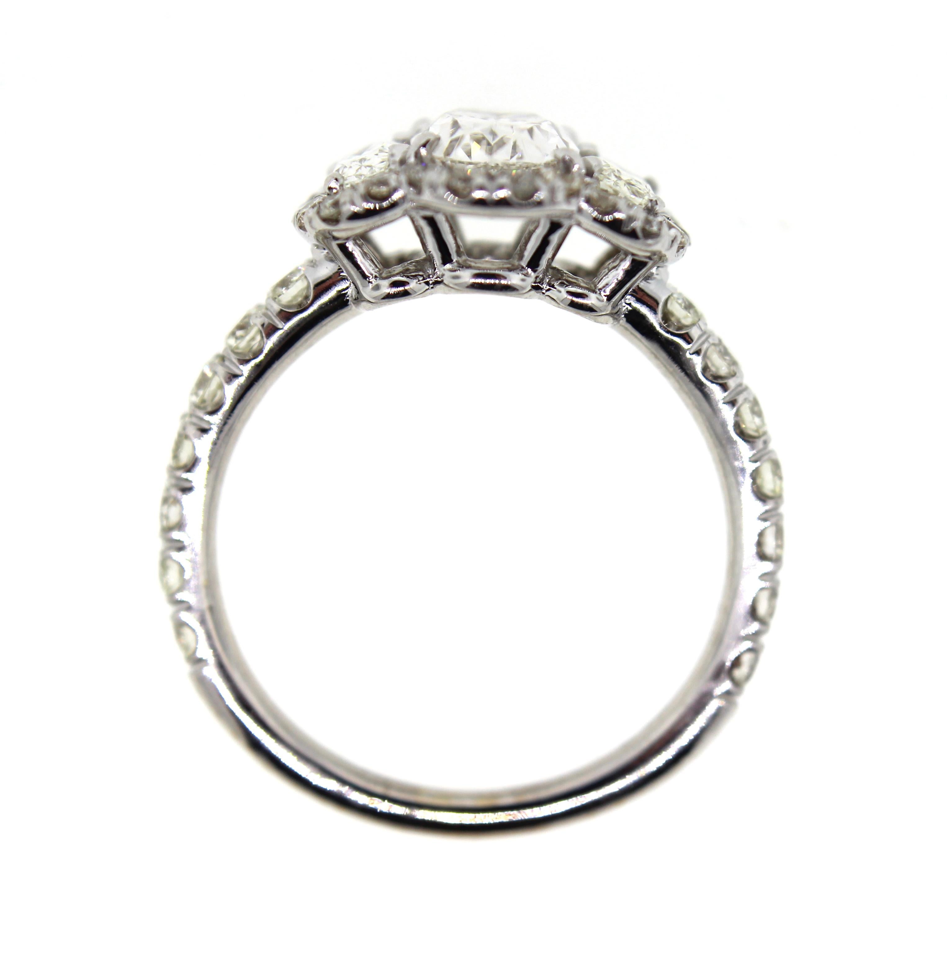 three oval diamond ring