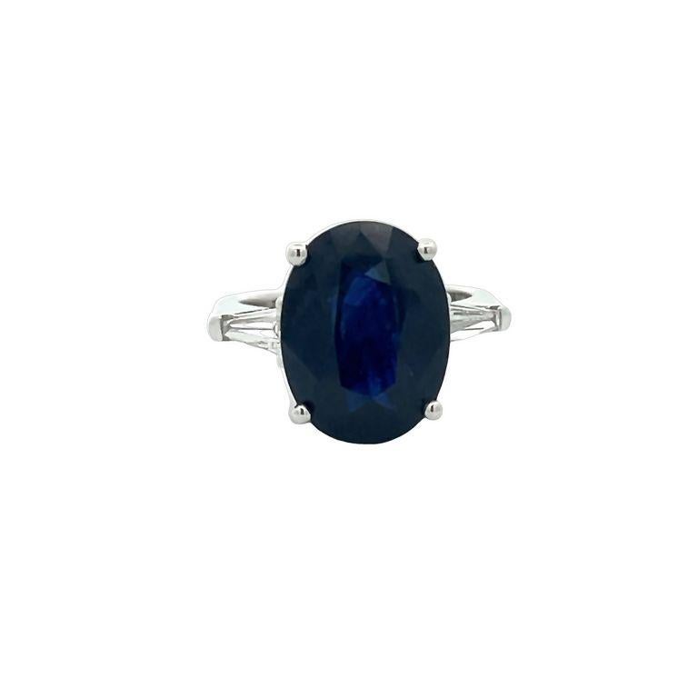 Women's Three Stone Oval Sapphire 8.35CT & Baguette Diamond 0.70CT Ring 18K White Gold For Sale