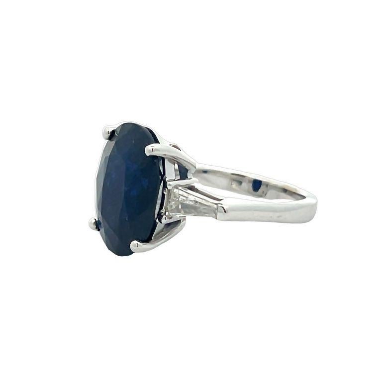 Three Stone Oval Sapphire 8.35CT & Baguette Diamond 0.70CT Ring 18K White Gold For Sale 1