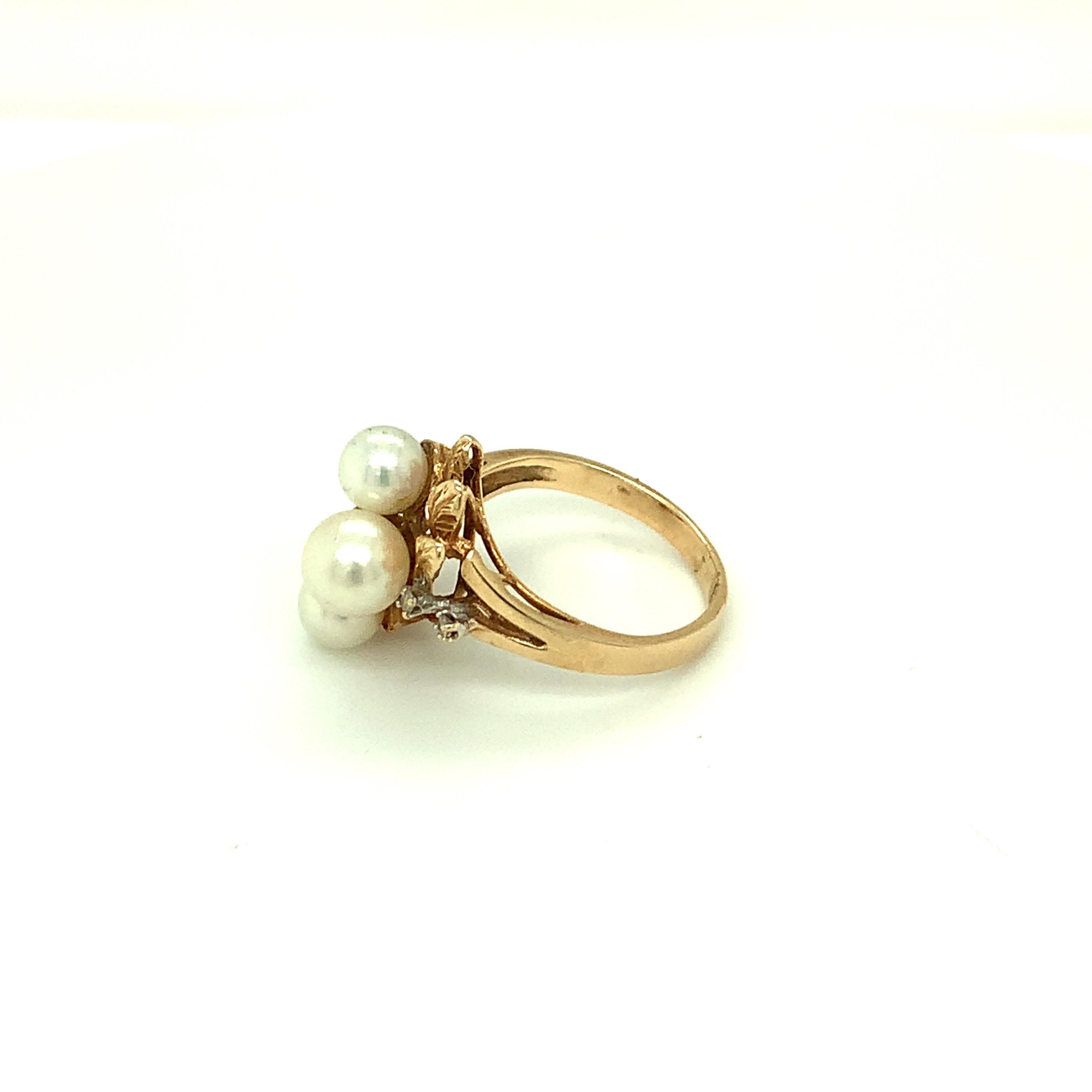 Women's Three Stone Pearl Ring Set in 14K Yellow Gold