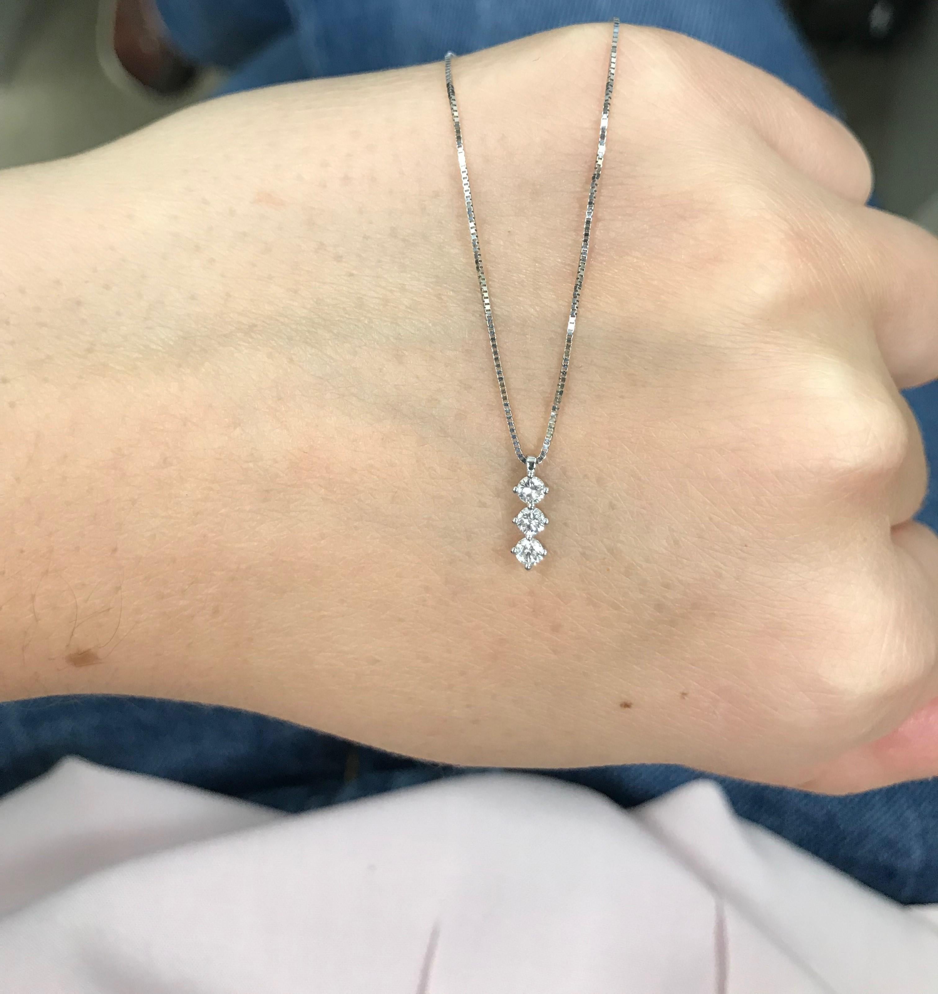 Modern Three-Stone Petite Round Diamond Necklace Pendant 0.15 Carat
