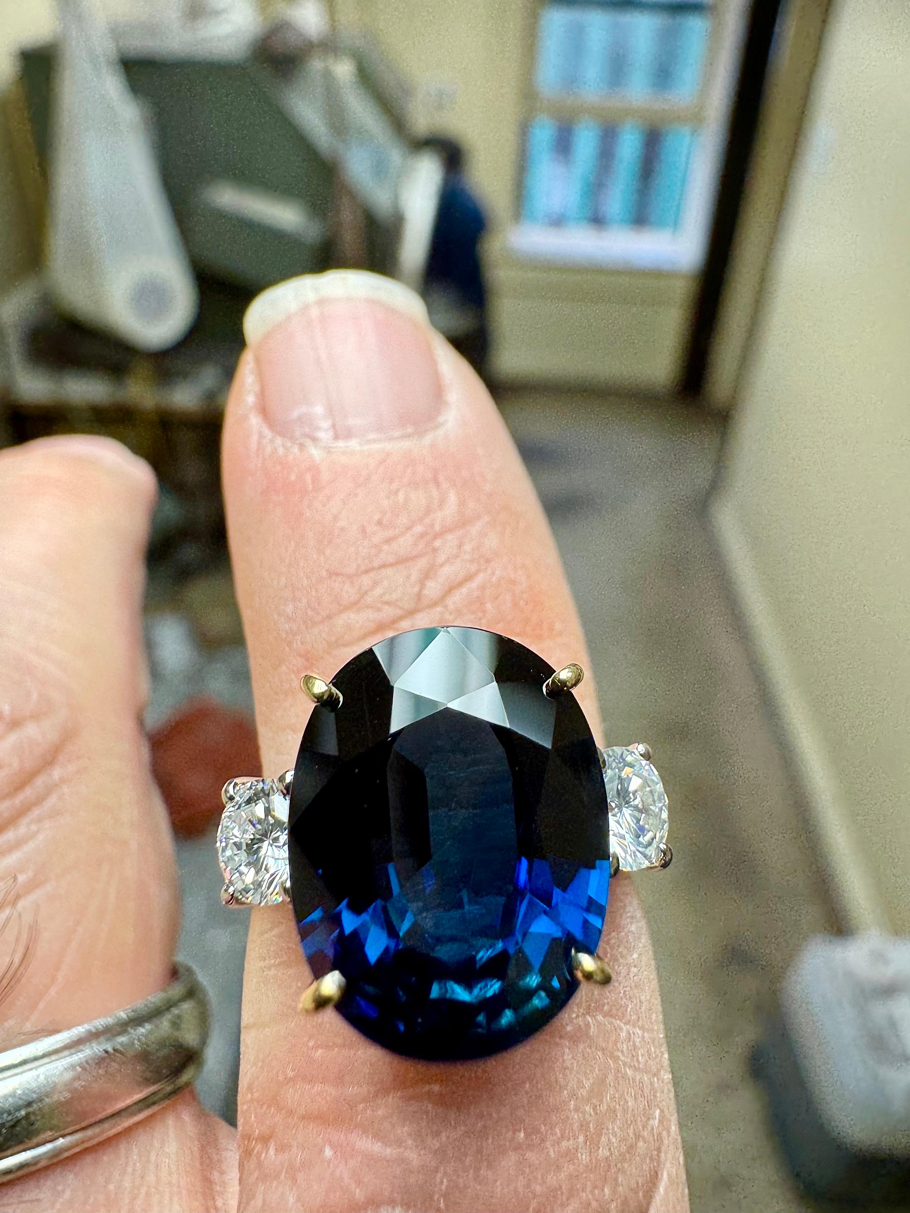 Three Stone Platinum Diamond 7.85 Carat Oval Peacock Sapphire Engagement Ring For Sale 14