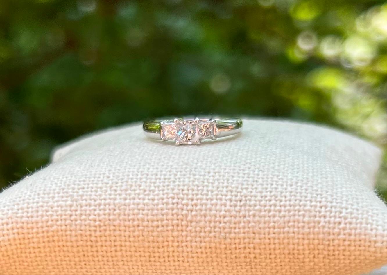 Three Stone Princess Cut Diamond Engagement Ring In Good Condition For Sale In Towson, MD