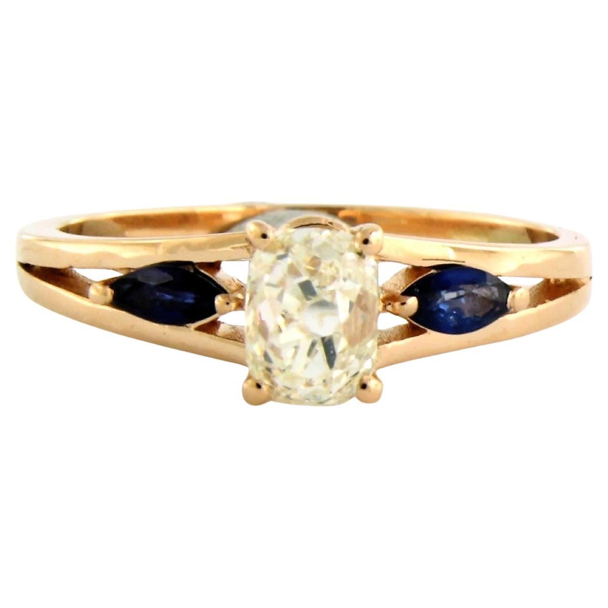 Three stone ring with sapphire and old mine cut diamond up to 1.03ct 18k gold For Sale