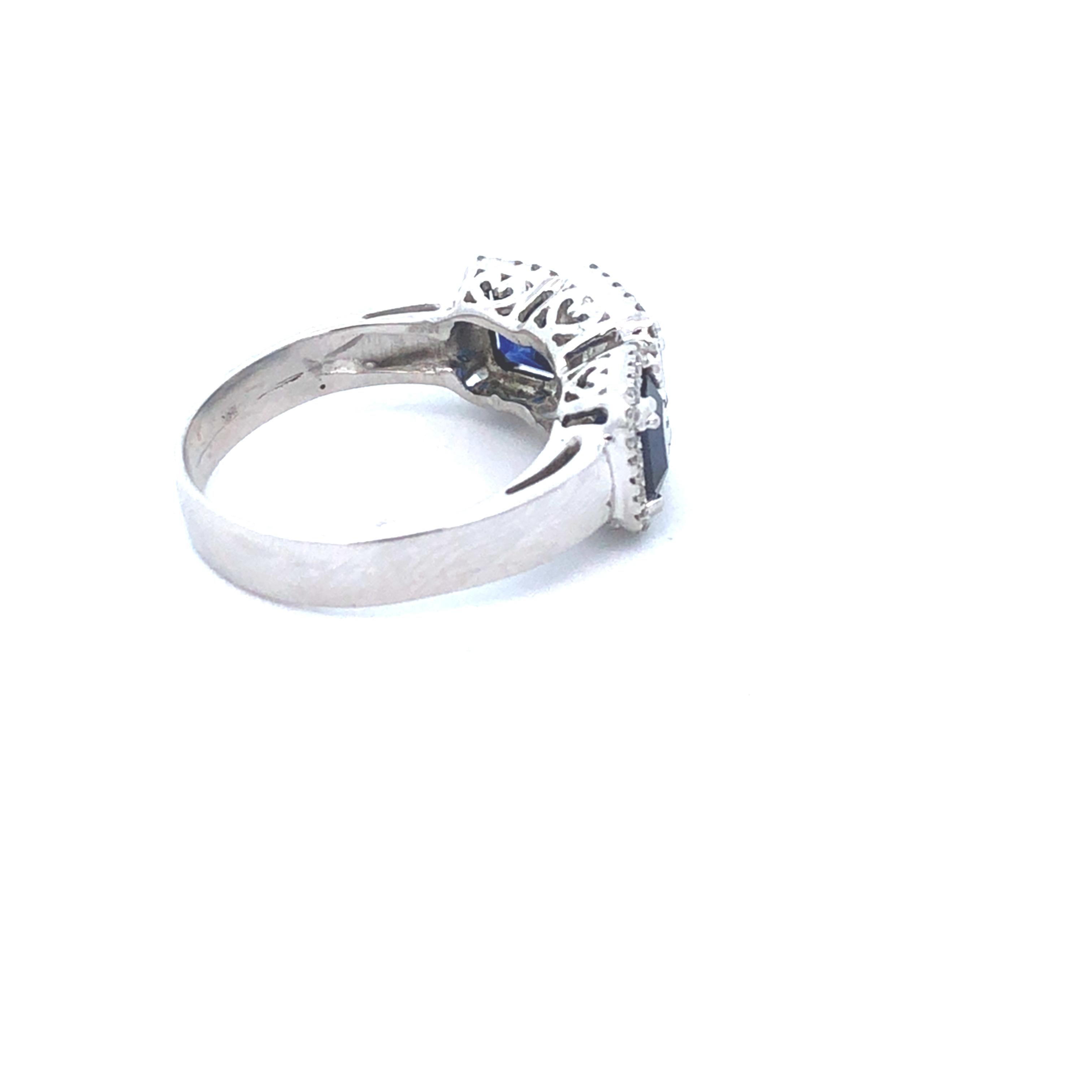 Art Deco Three Stone Sapphire &Diamond Ring D.50ct S1.47ct Em.90ct 18kyg For Sale